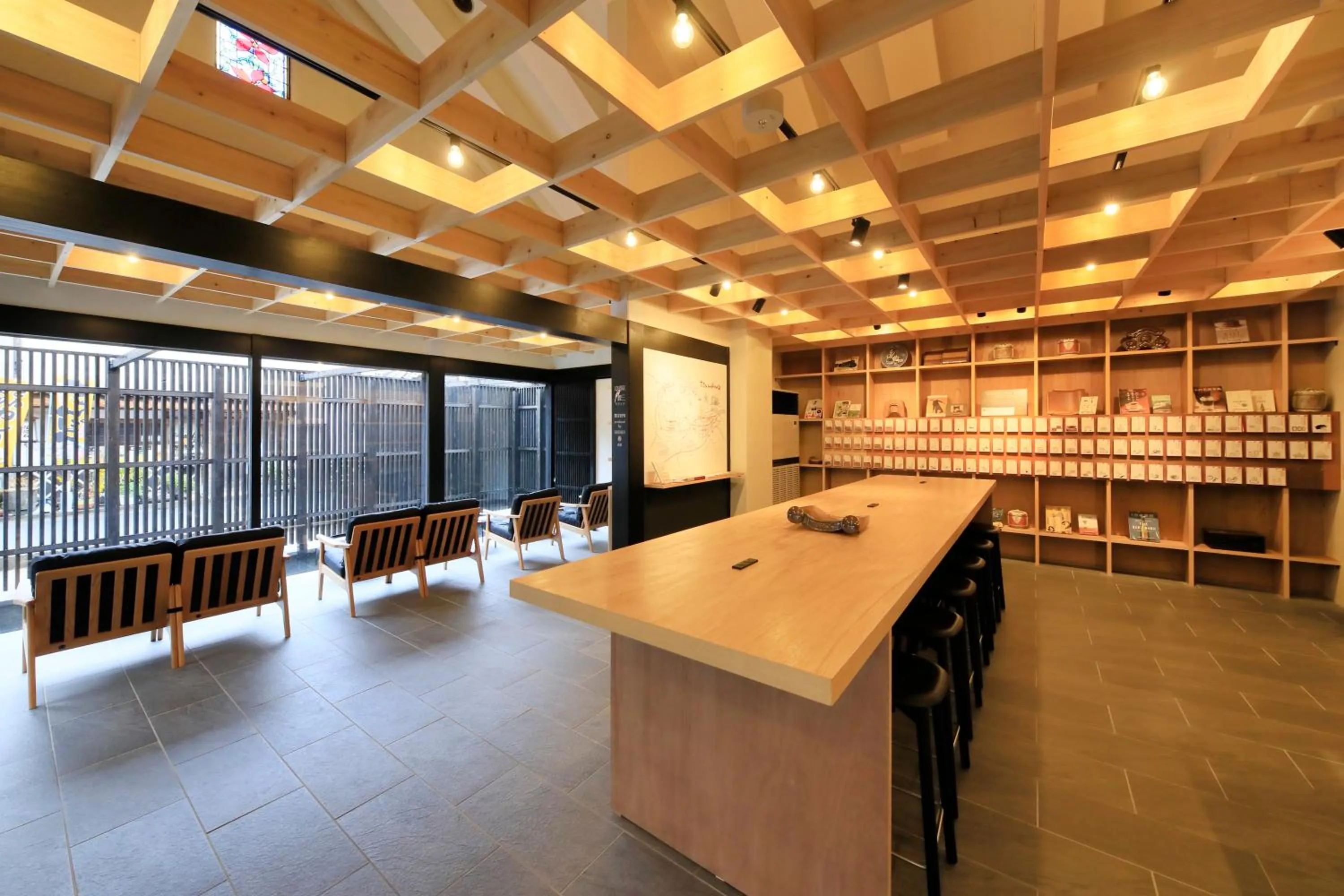 Communal lounge/ TV room in Yutorelo Tsuwano