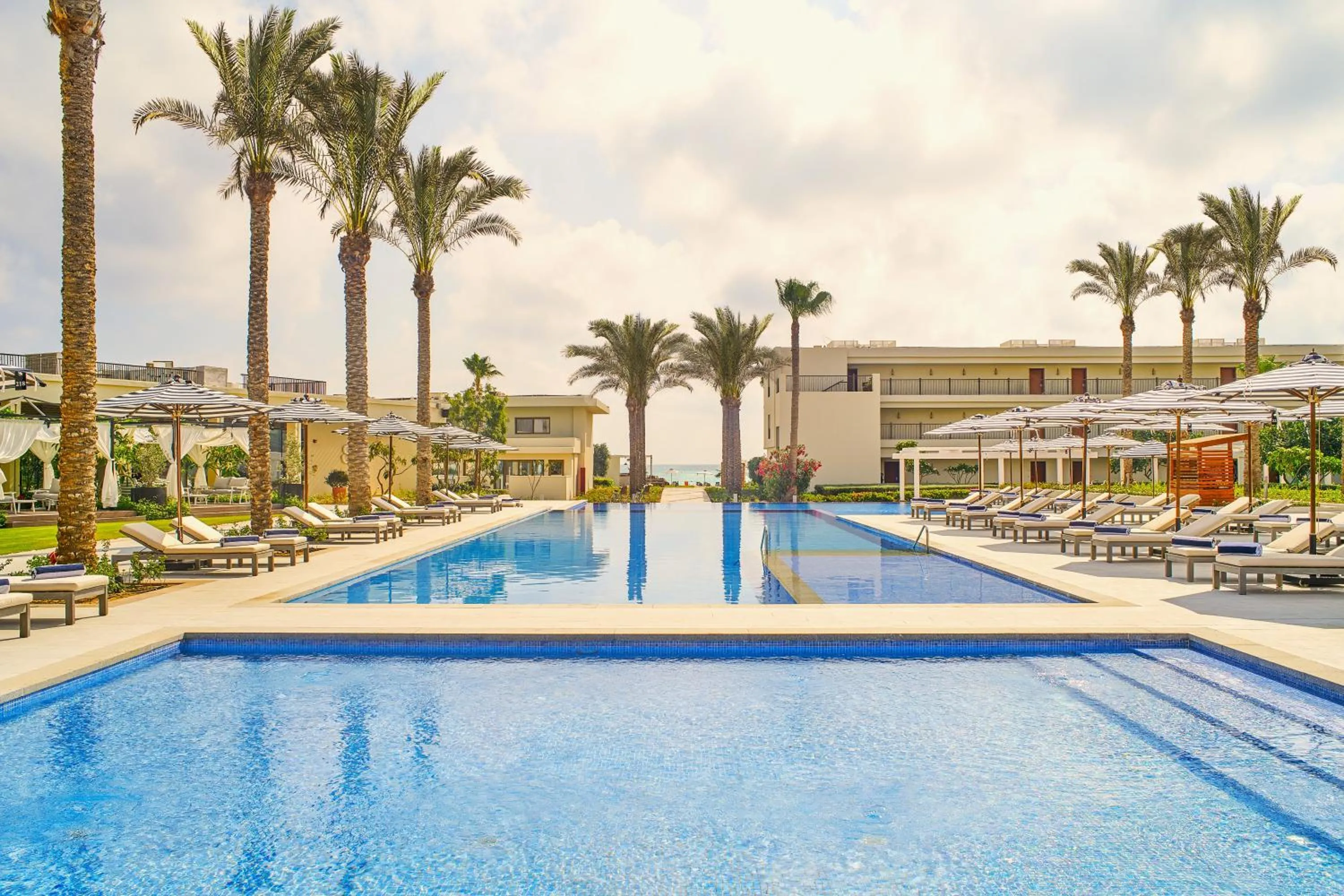Swimming pool in Al Alamein Hotel