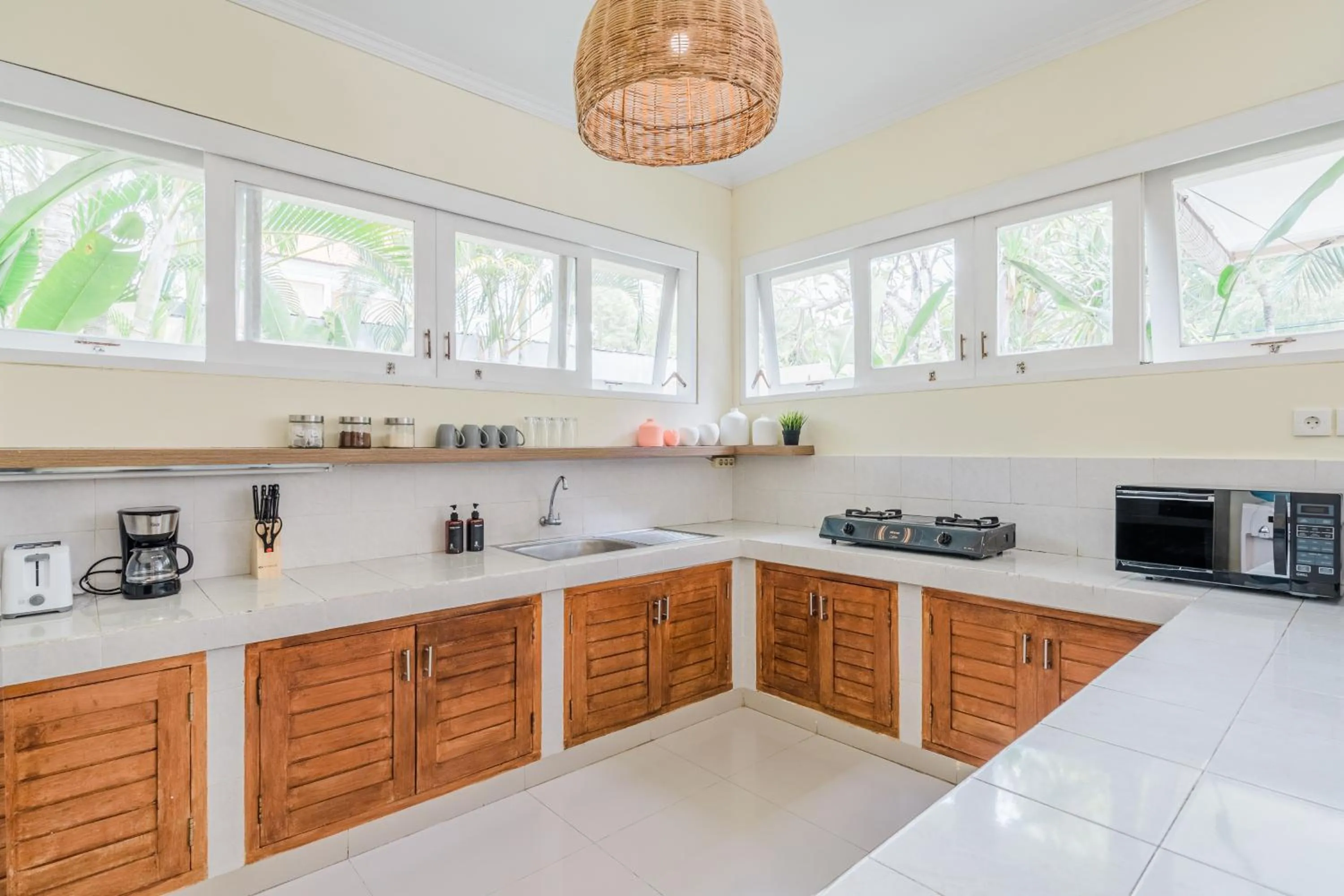 Kitchen or kitchenette in Villa Melati - Seminyak
