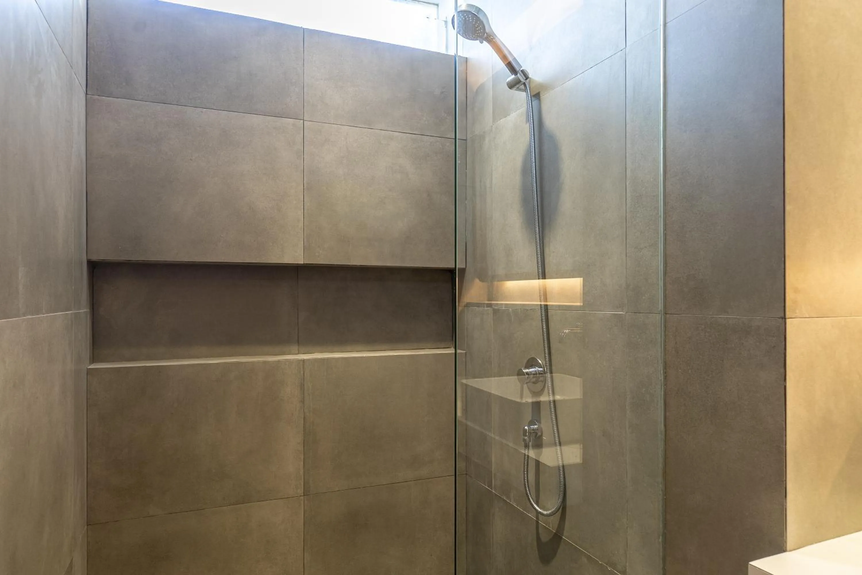 Shower in Casacotta