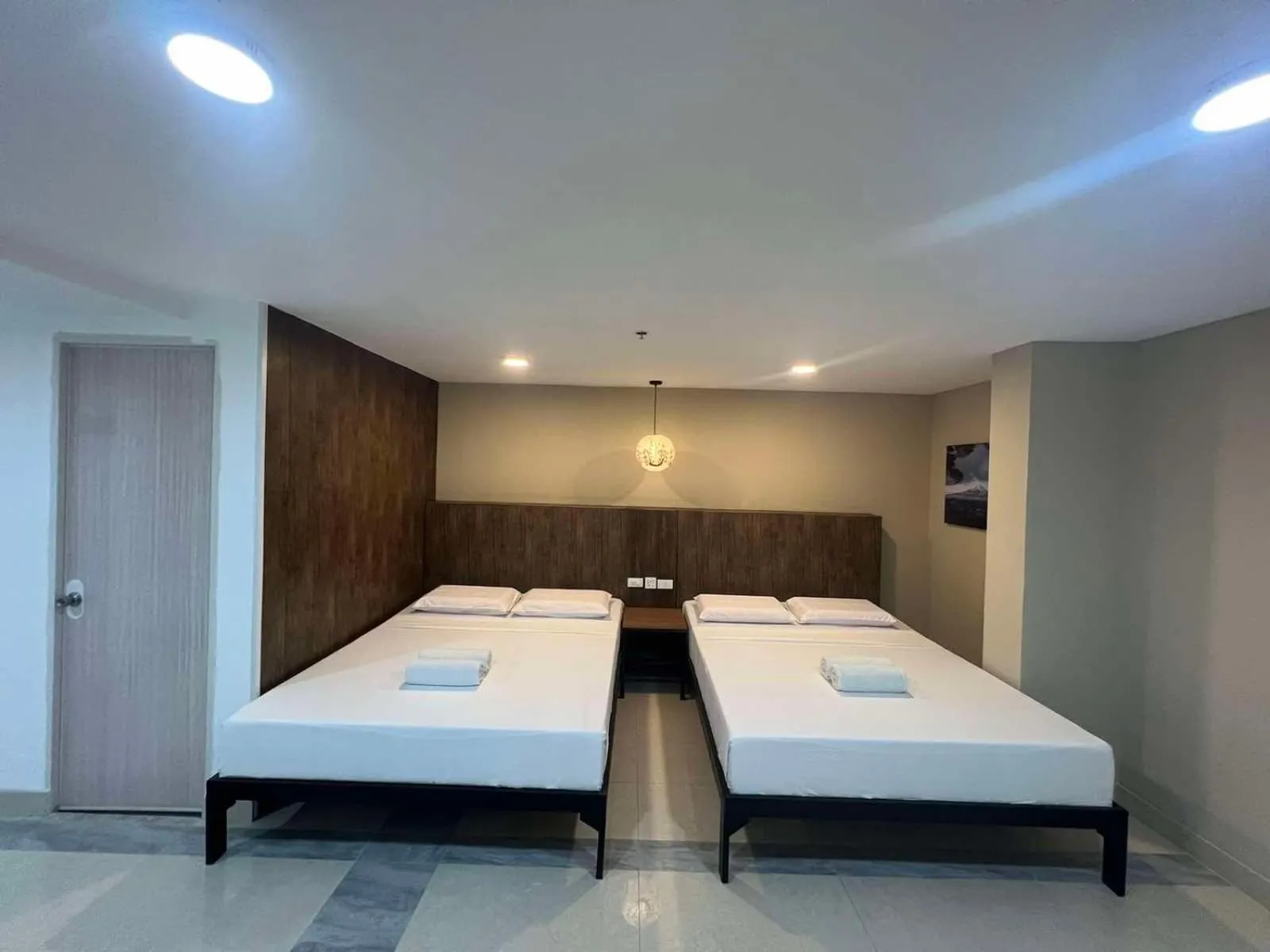 Bedroom, Bed in Maine City Residences Tramo