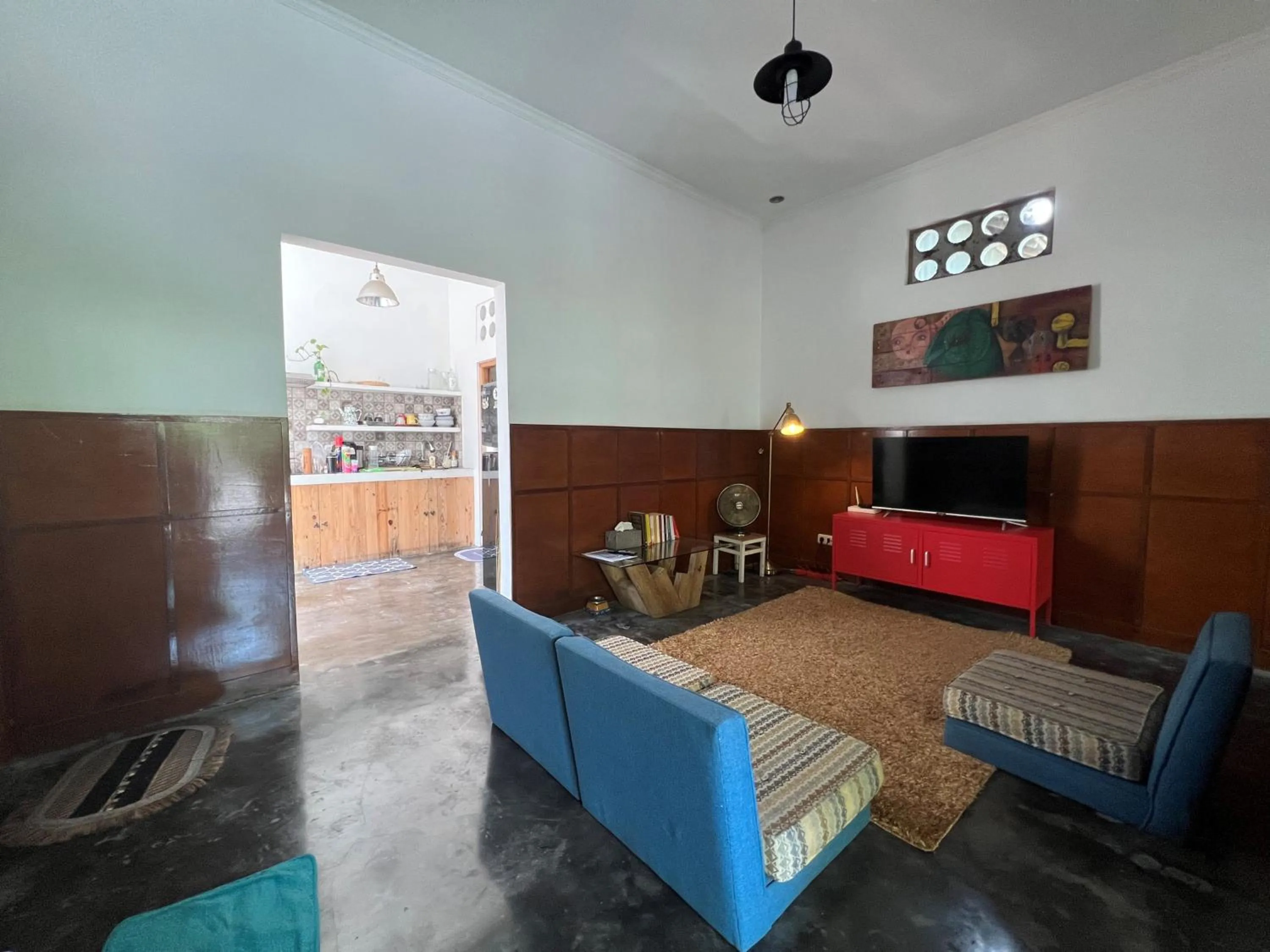 Communal lounge/ TV room in Homestay Jogja Rumah Obit By Simply Homy