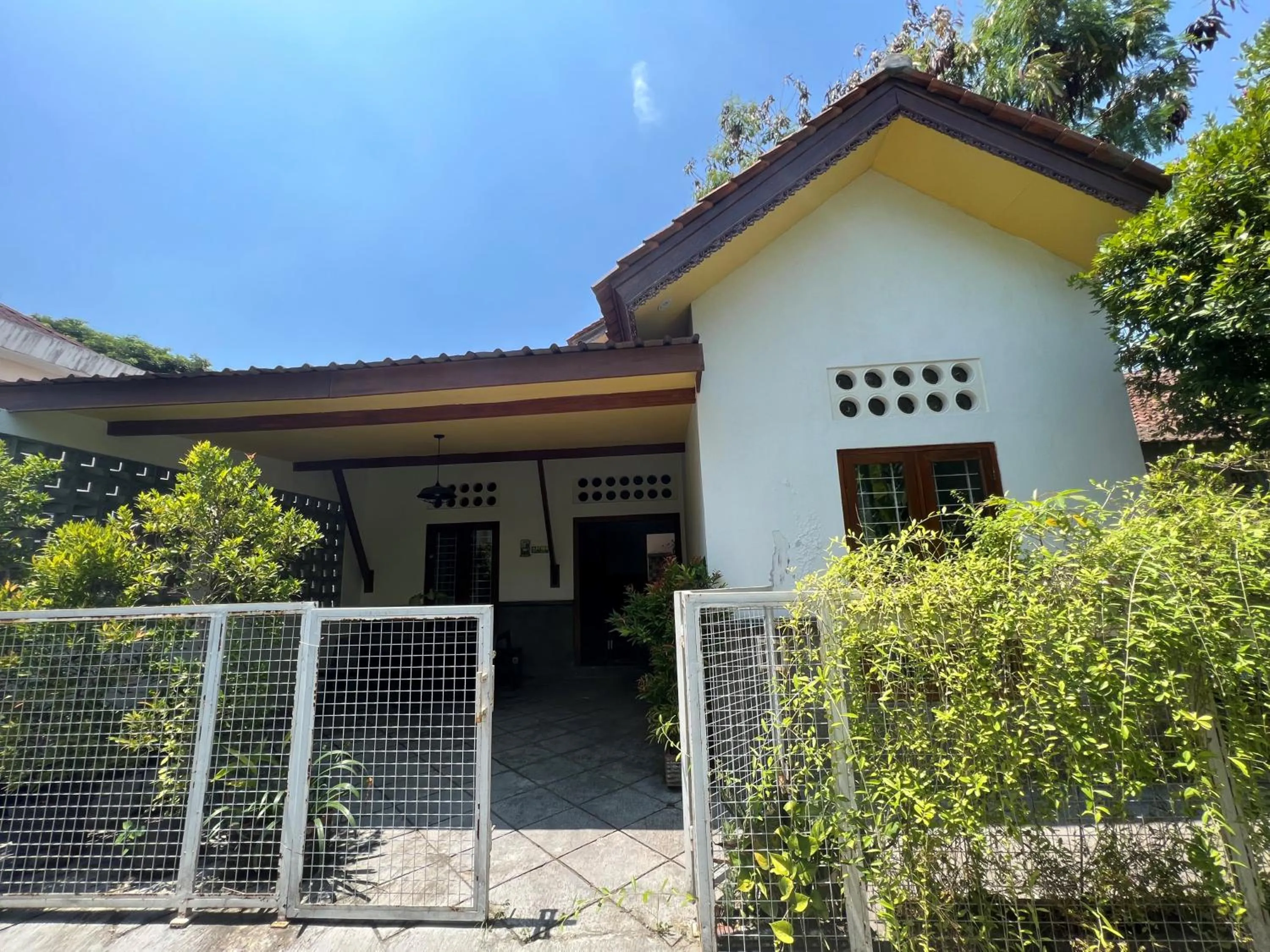 Property building in Homestay Jogja Rumah Obit By Simply Homy