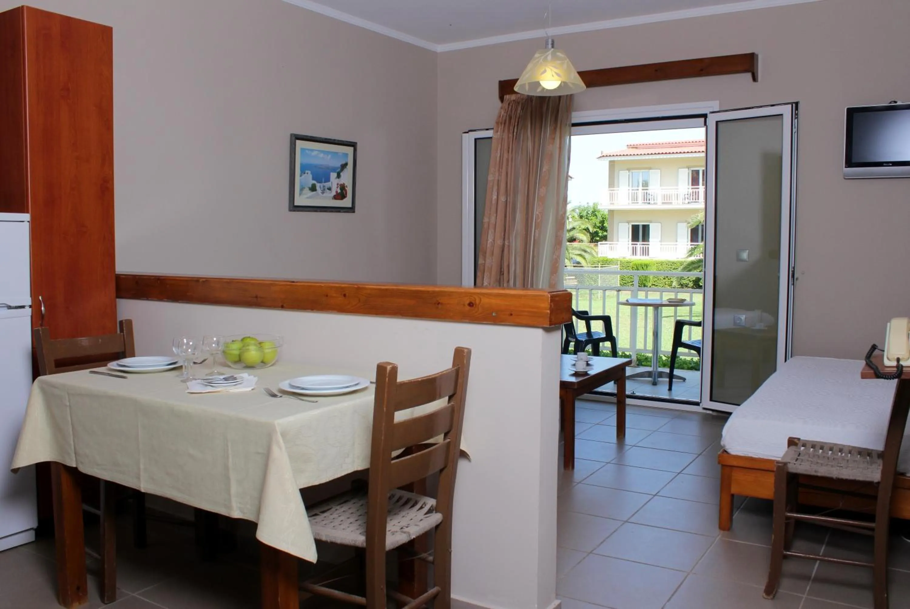 Dining area in Ionion Beach Apartment Hotel & Spa