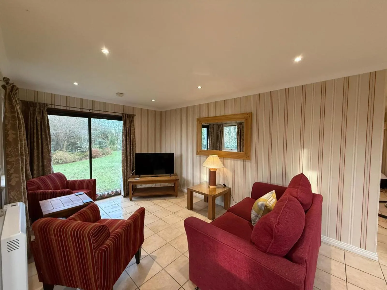 Living room in The Airds Hotel and Restaurant