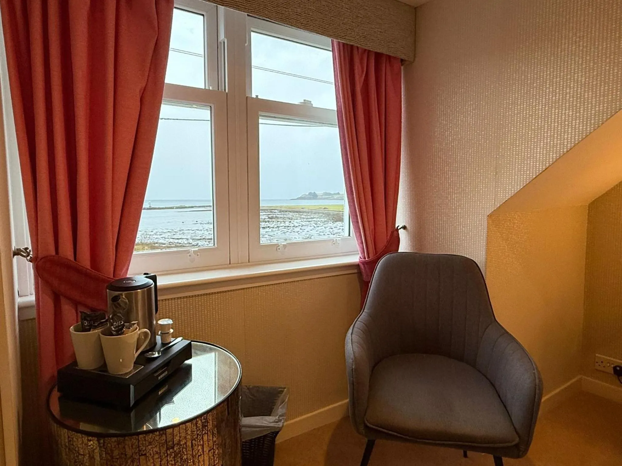 Bedroom in The Airds Hotel and Restaurant