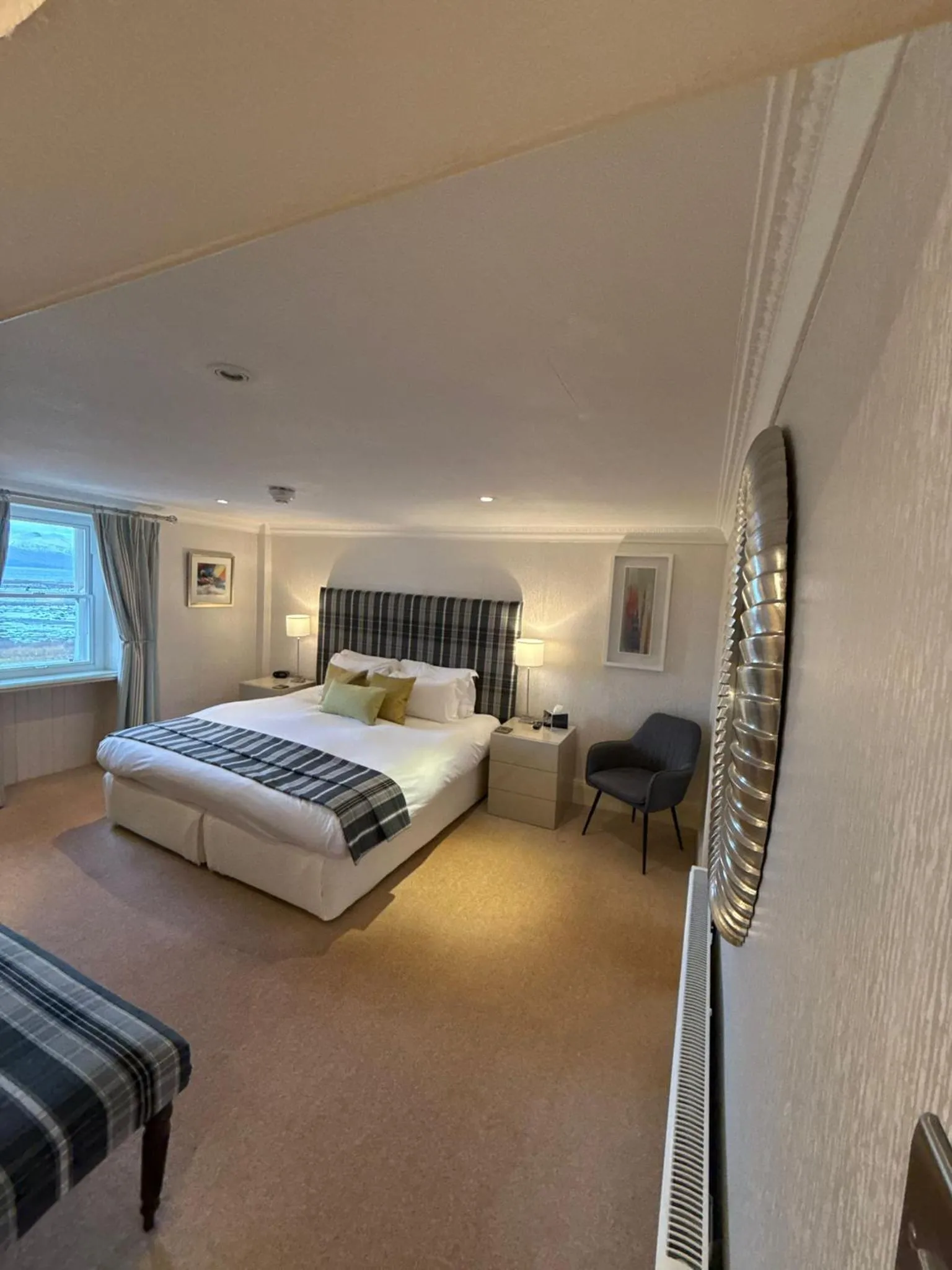 Bedroom, Bed in The Airds Hotel and Restaurant