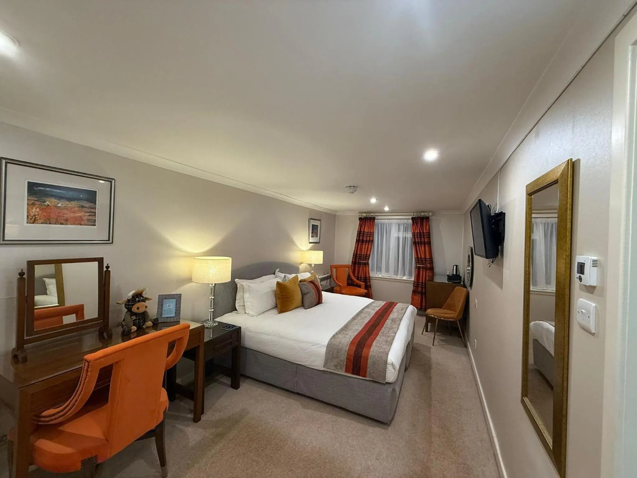 Bedroom, Bed in The Airds Hotel and Restaurant