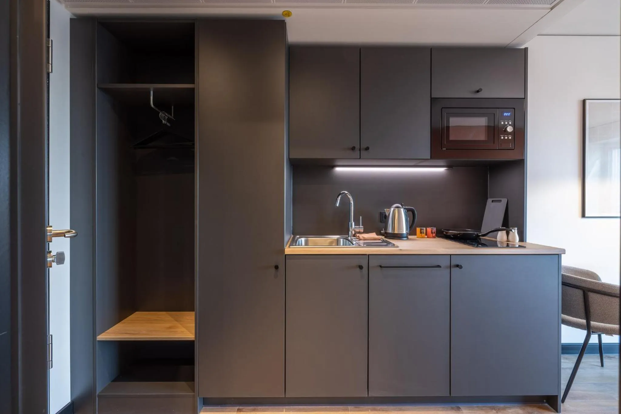 Kitchen or kitchenette in The Base Munich