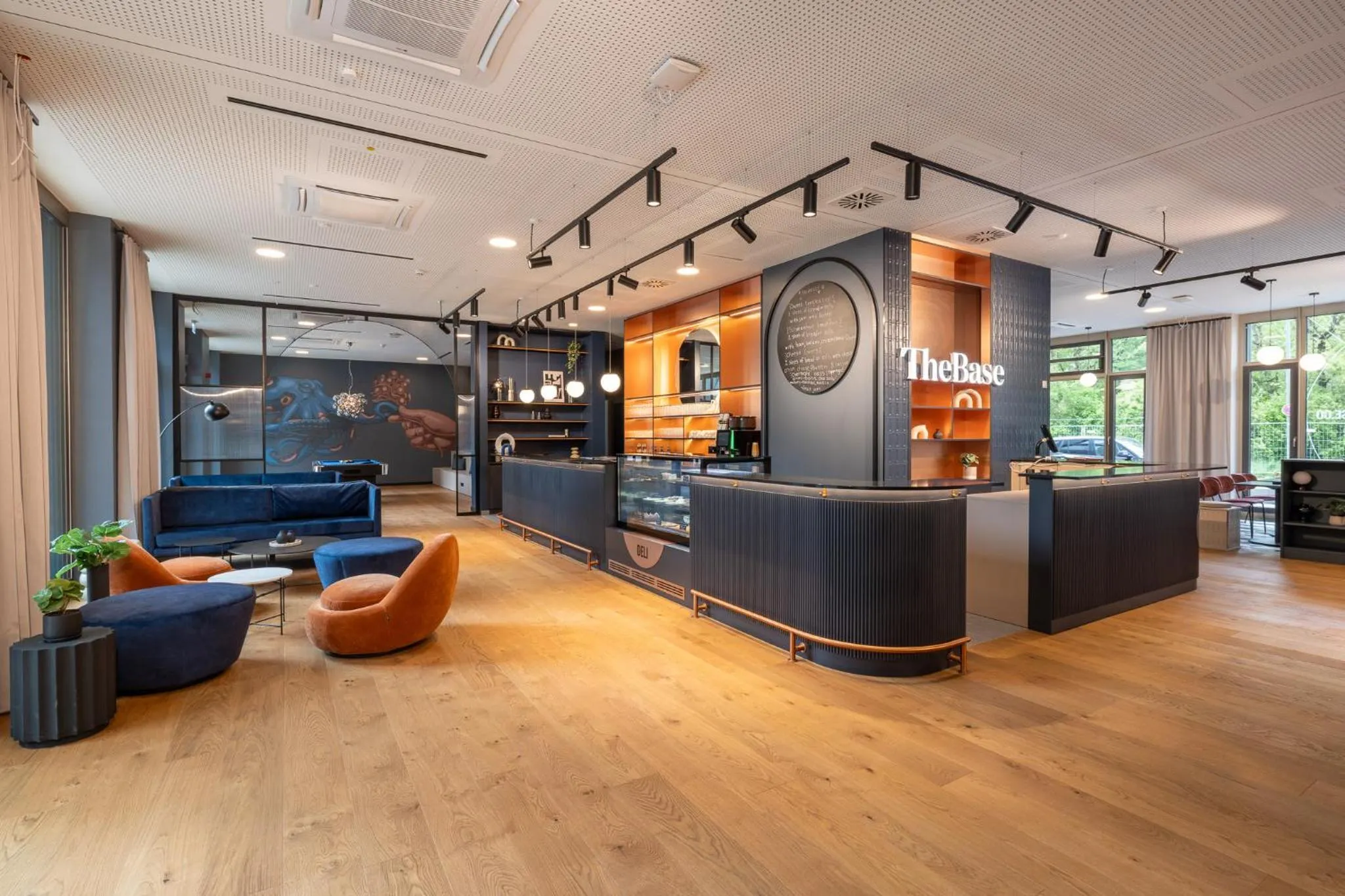 Communal lounge/ TV room in The Base Munich