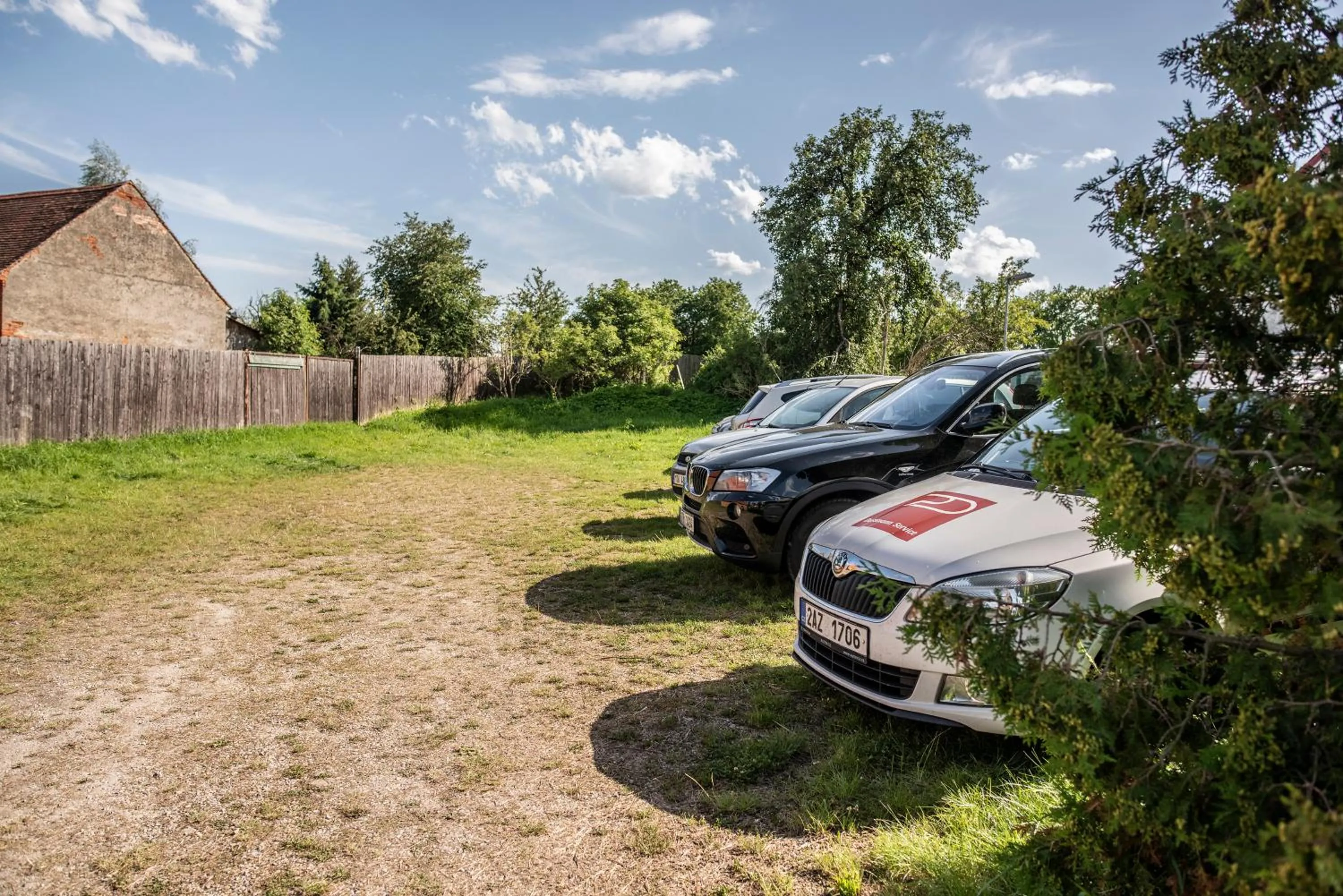 Parking in Hotel Pivoňka