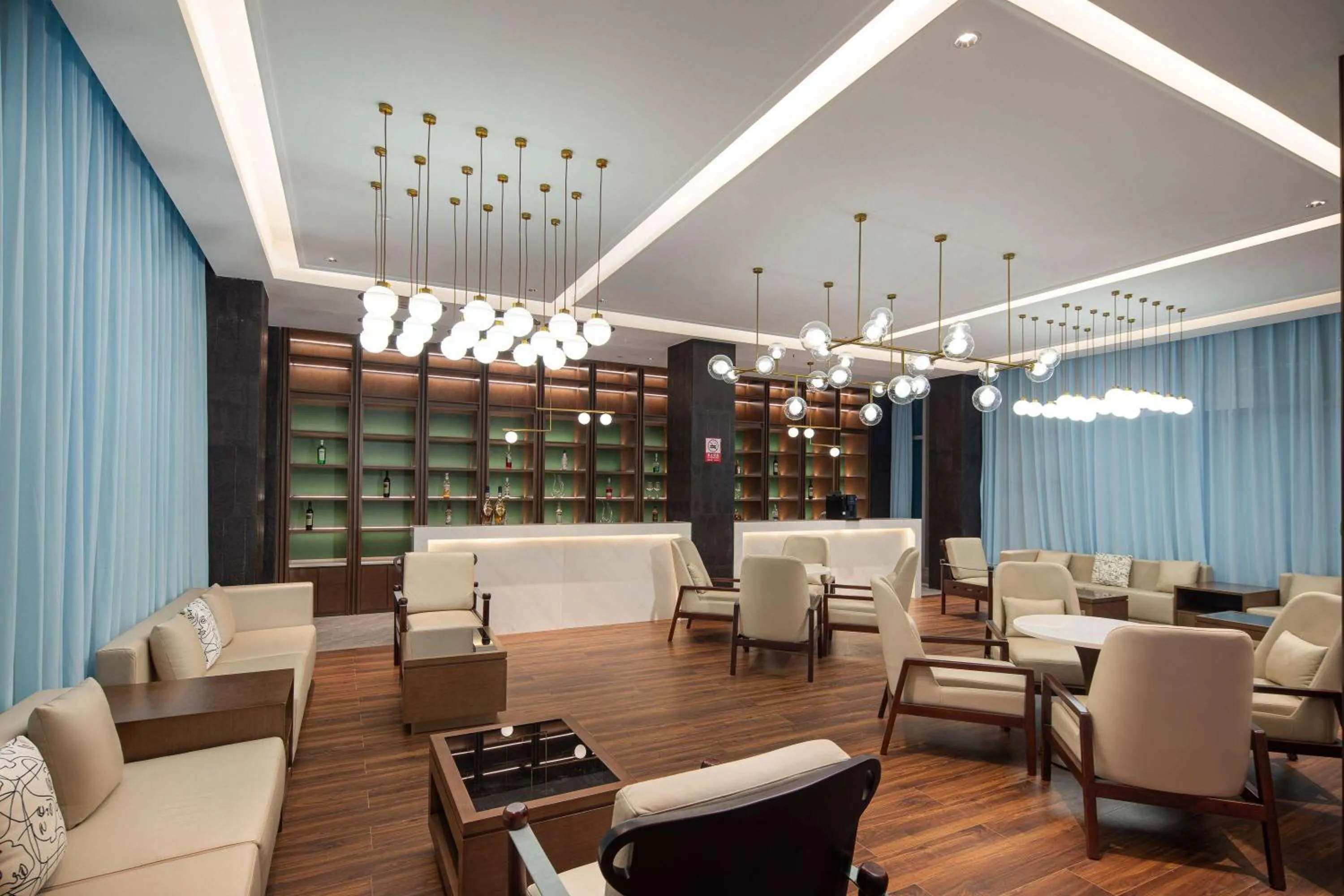 Lobby or reception in Ramada by Wyndham Honghe Kaiyuan