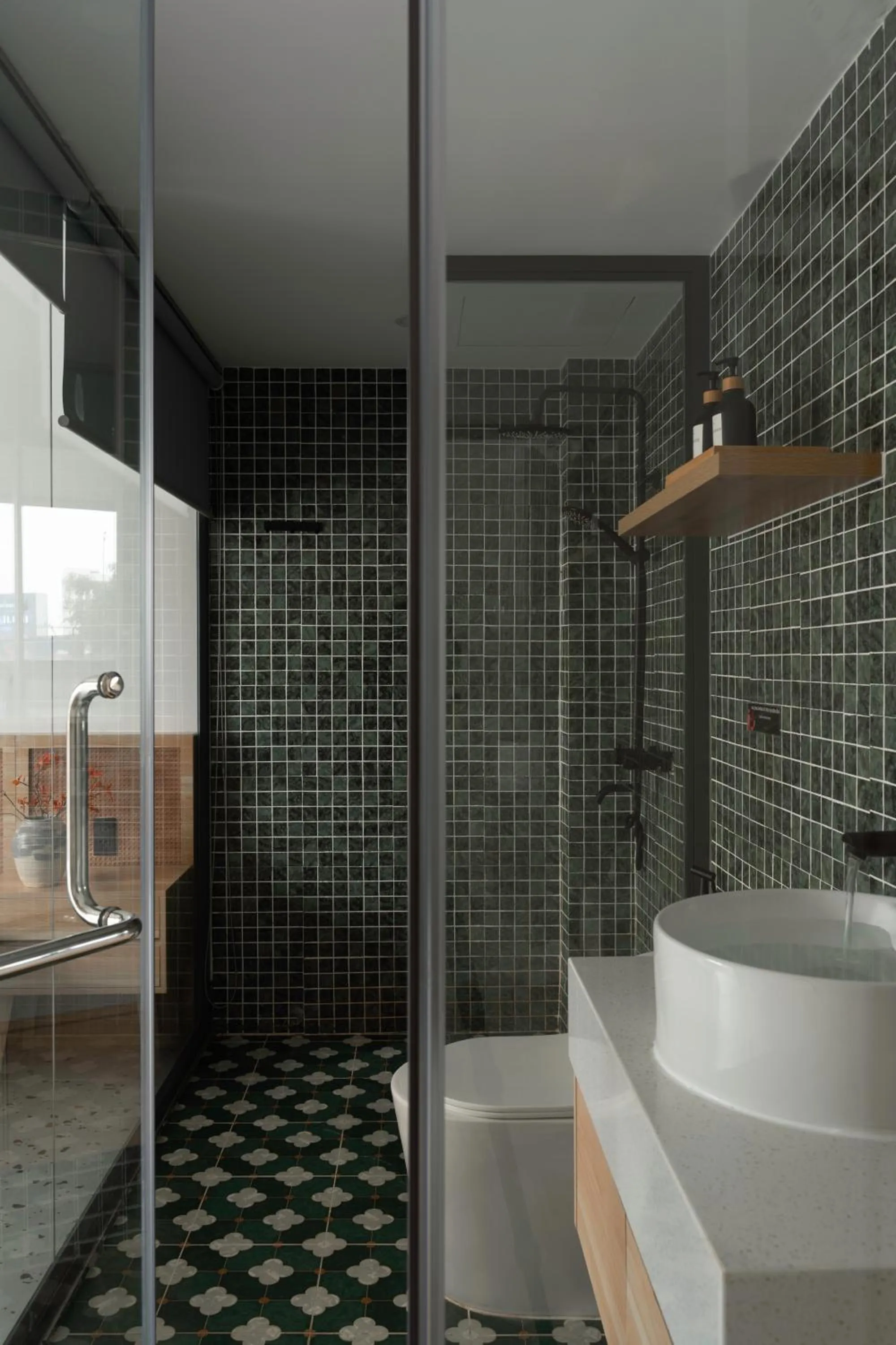 Property building in Zeus Living - City Central