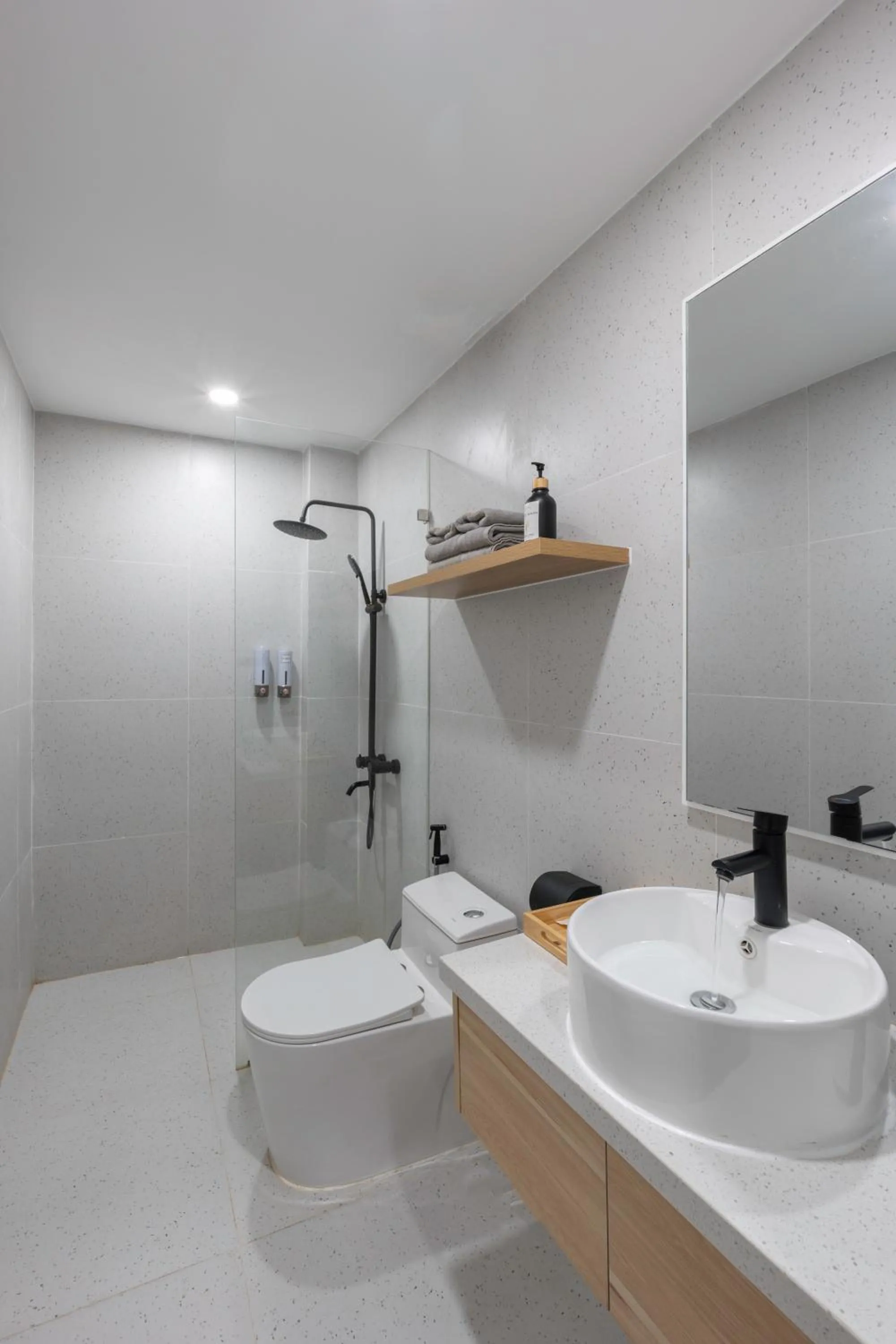 Toilet in Zeus Living - City Central