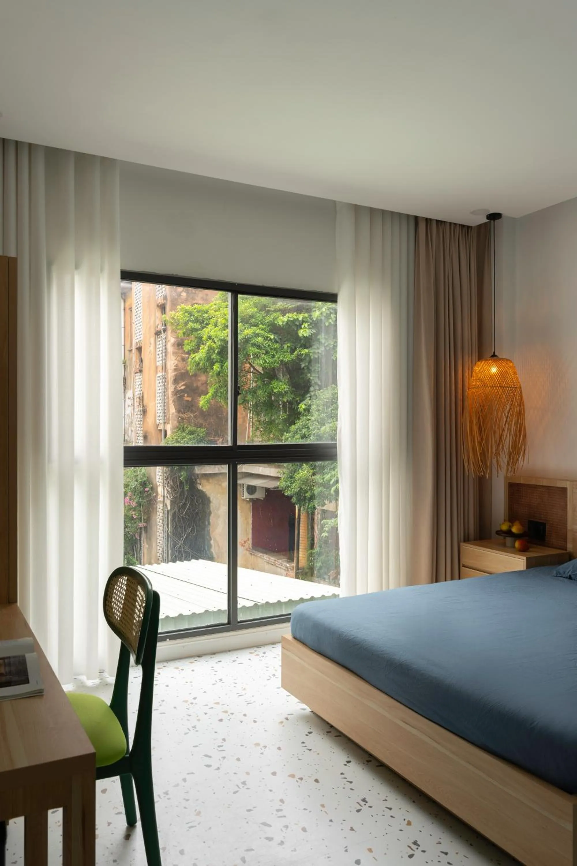 Property building, Bed in Zeus Living - City Central