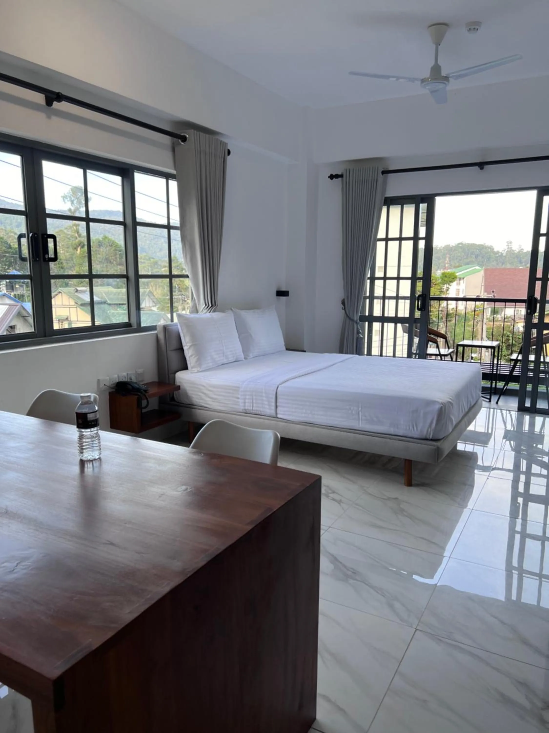 Photo of the whole room, Bed in 88th Nuwara Eliya