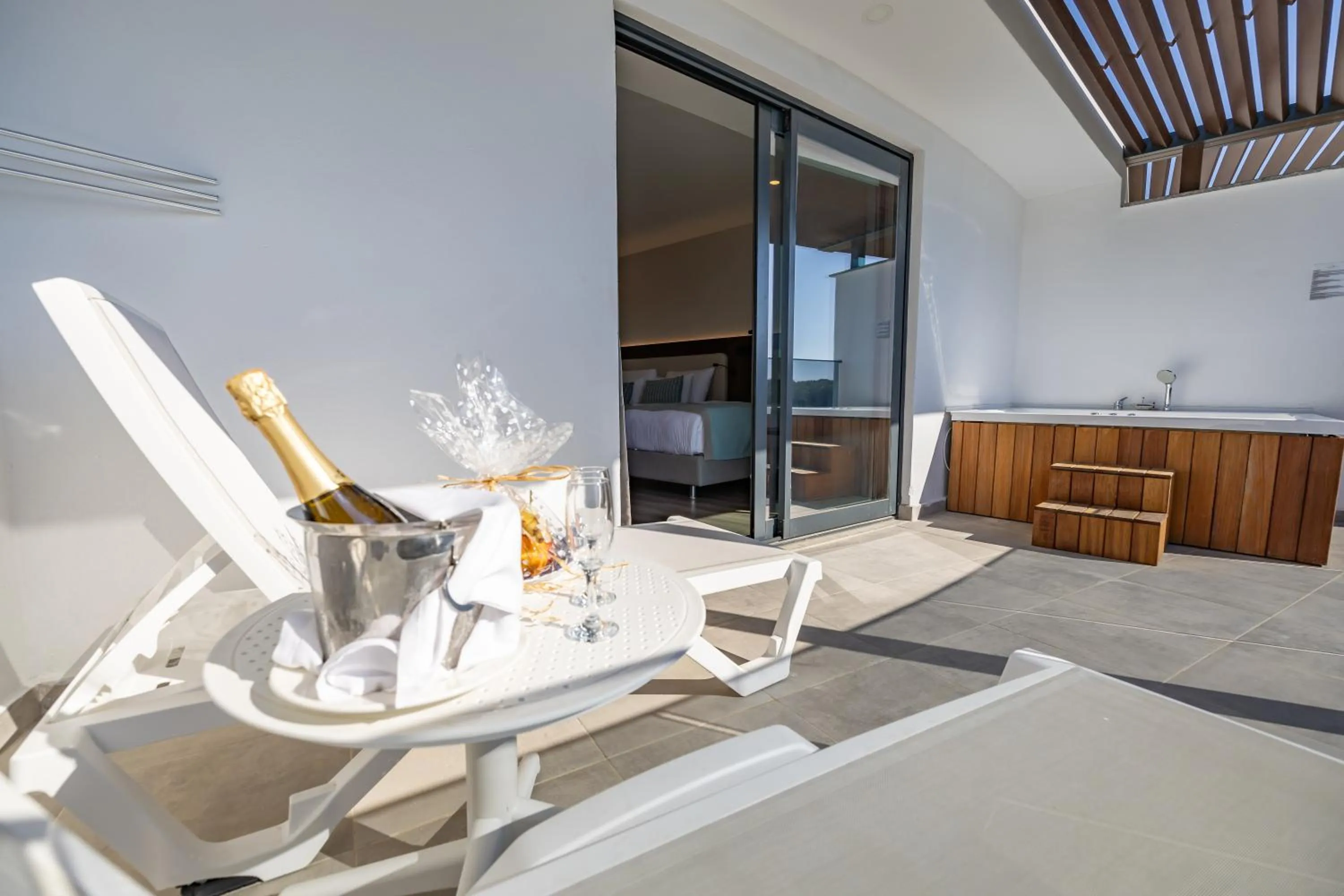 Living room in Side Moon Palace Hotel