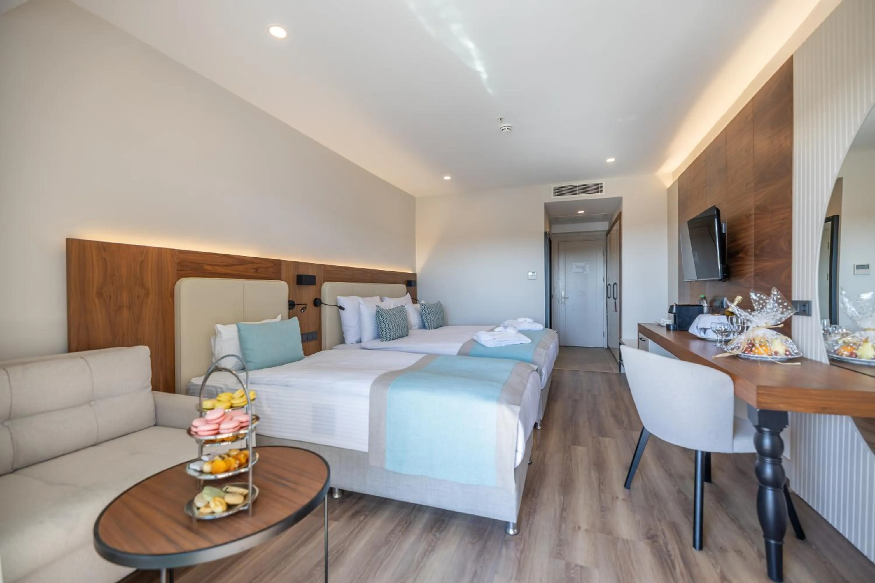 Bed in Side Moon Palace Hotel