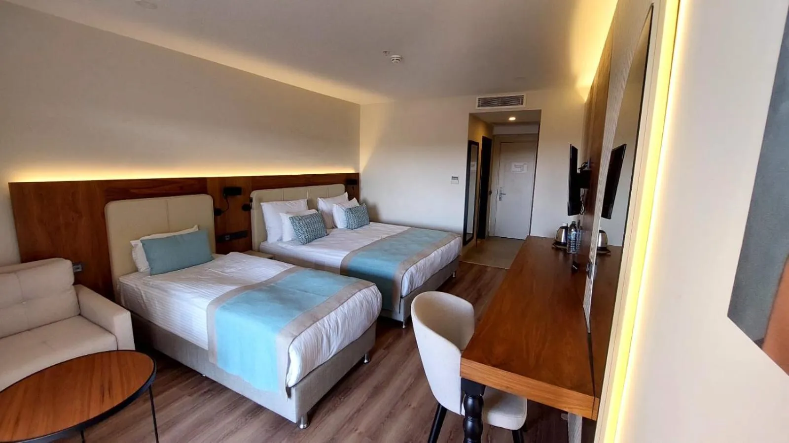 Bed in Side Moon Palace Hotel