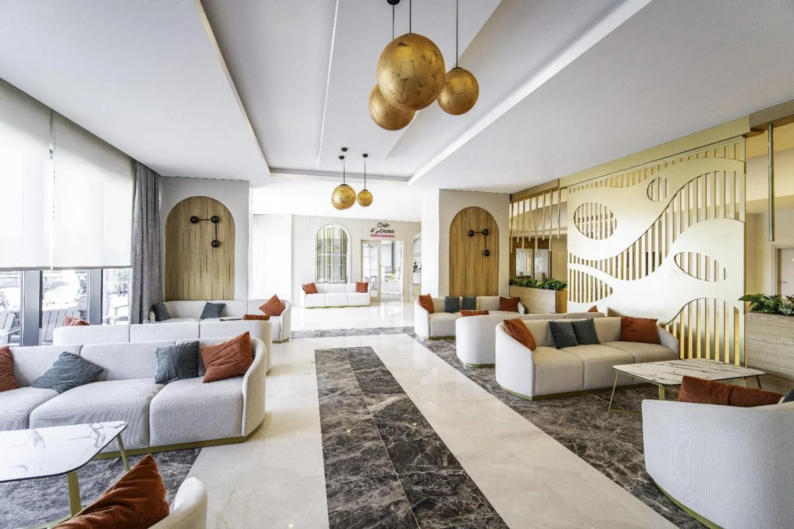 Living room in Side Moon Palace Hotel