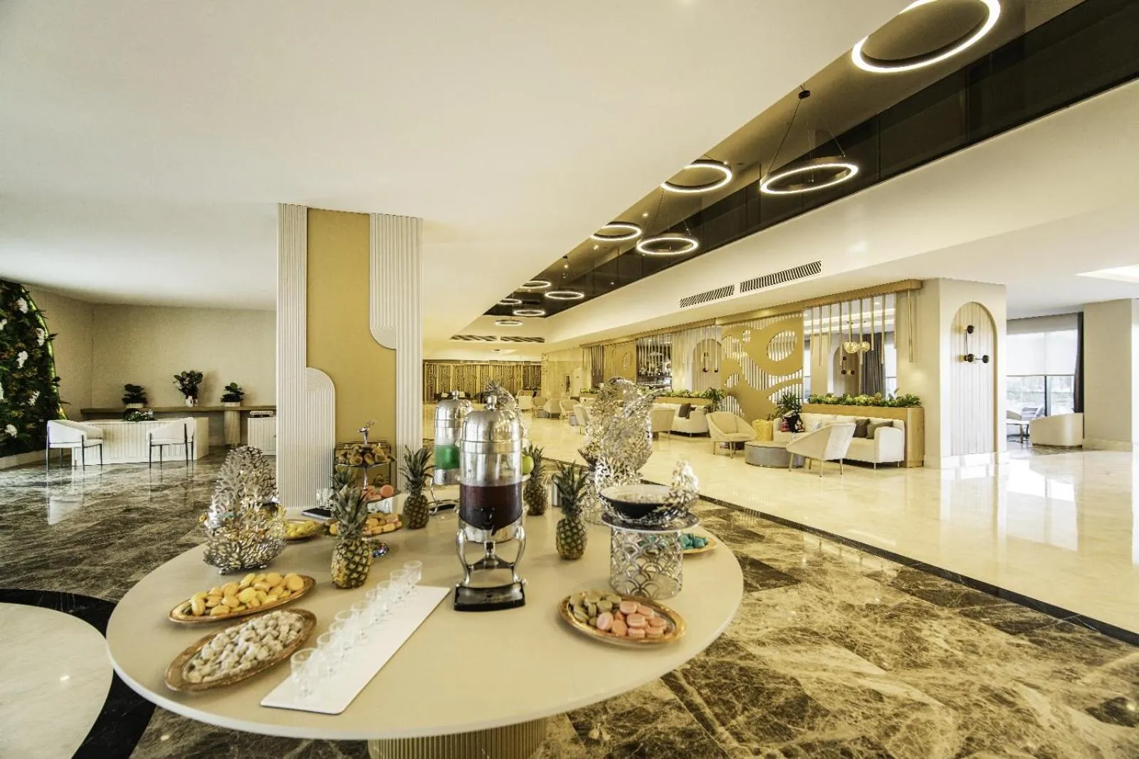 Coffee/tea facilities in Side Moon Palace Hotel