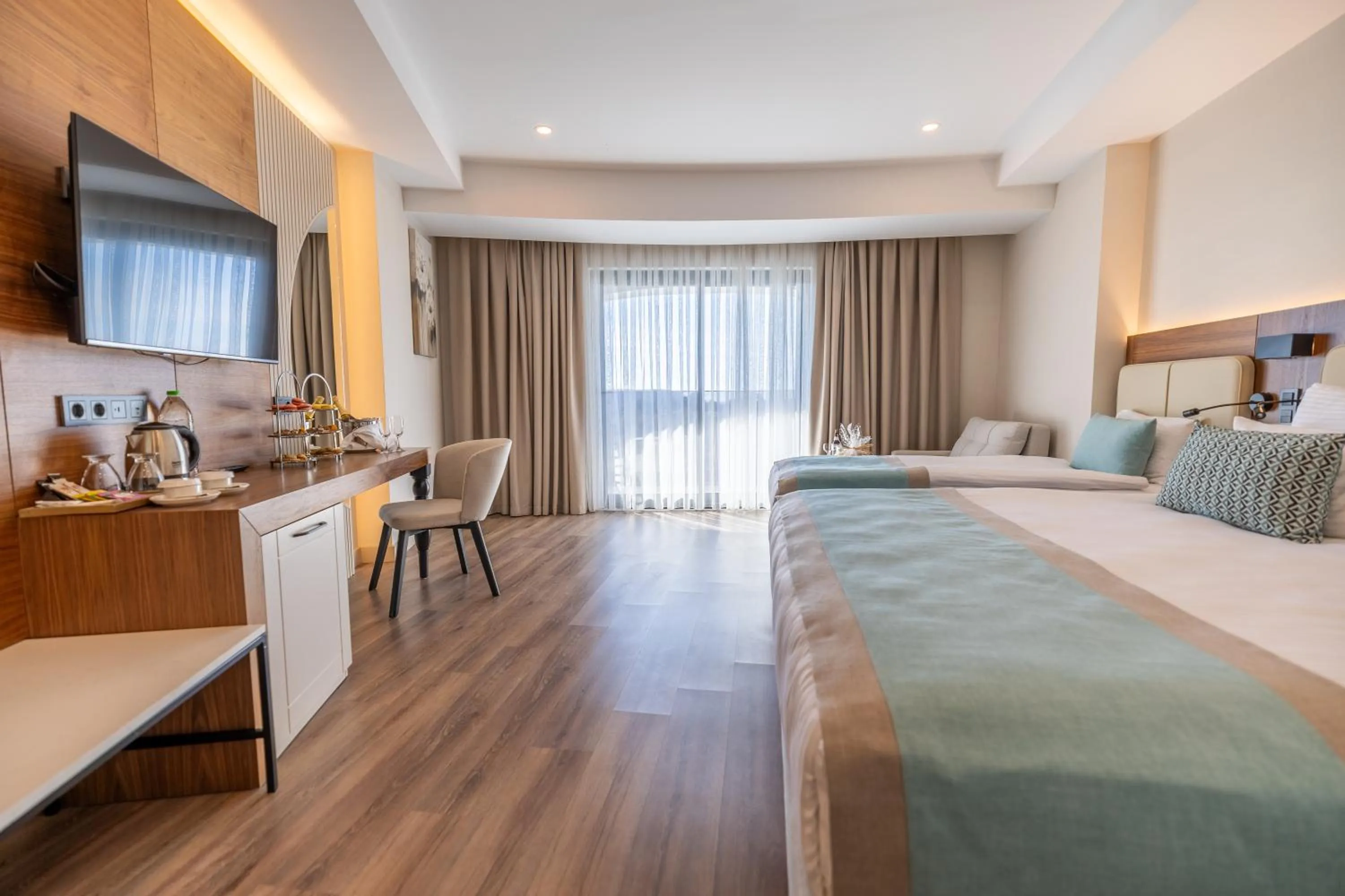 Bed in Side Moon Palace Hotel