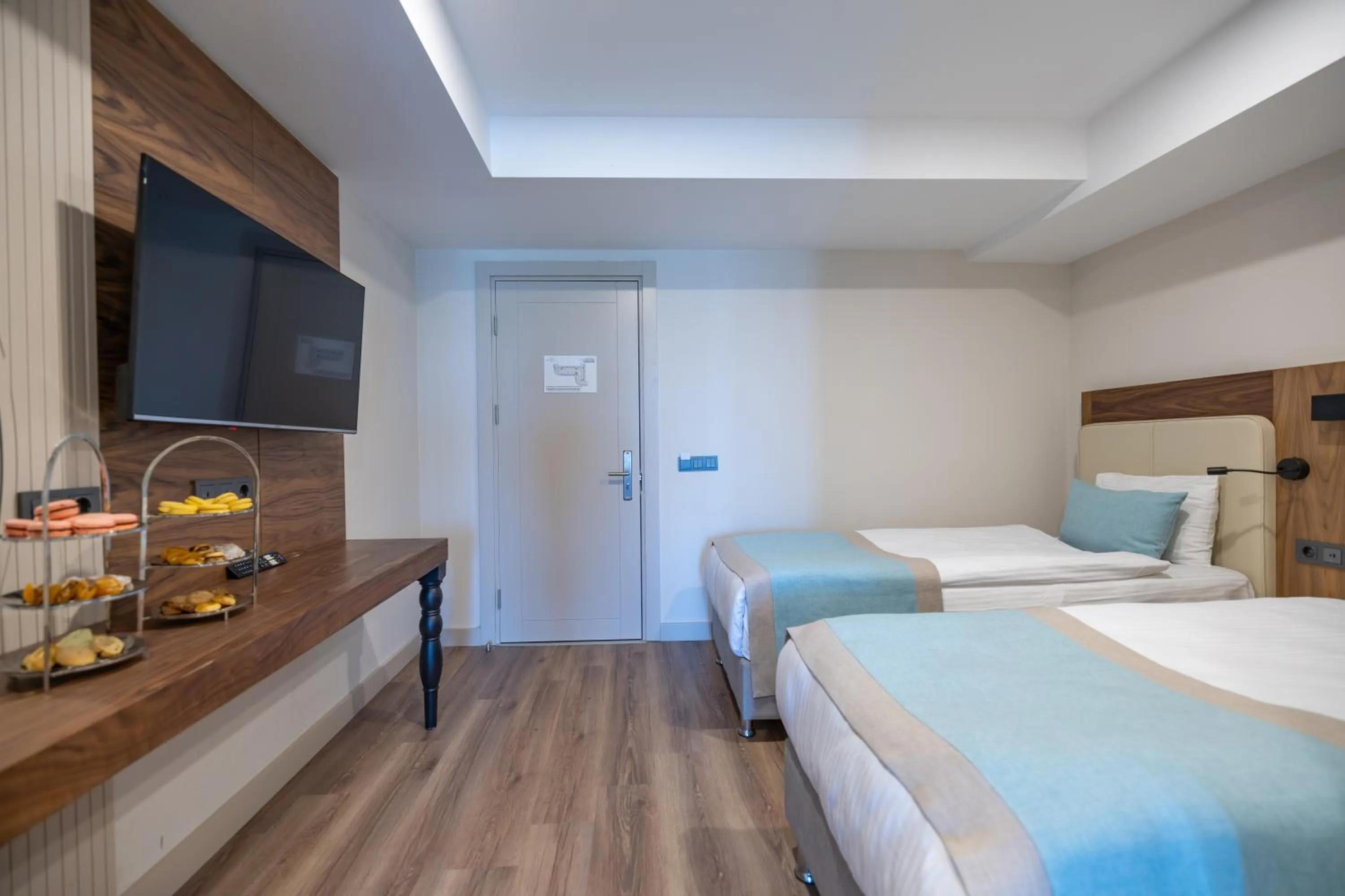 Bed in Side Moon Palace Hotel