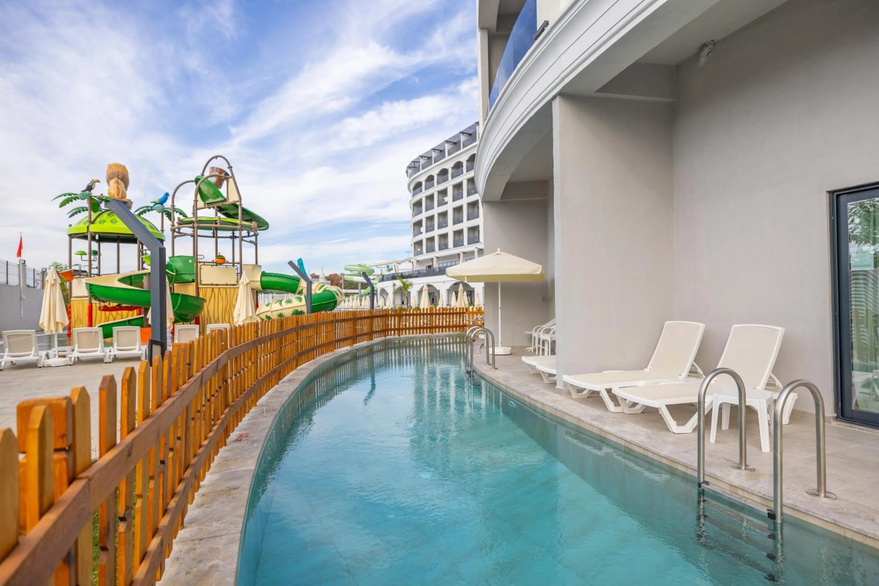 Day in Side Moon Palace Hotel