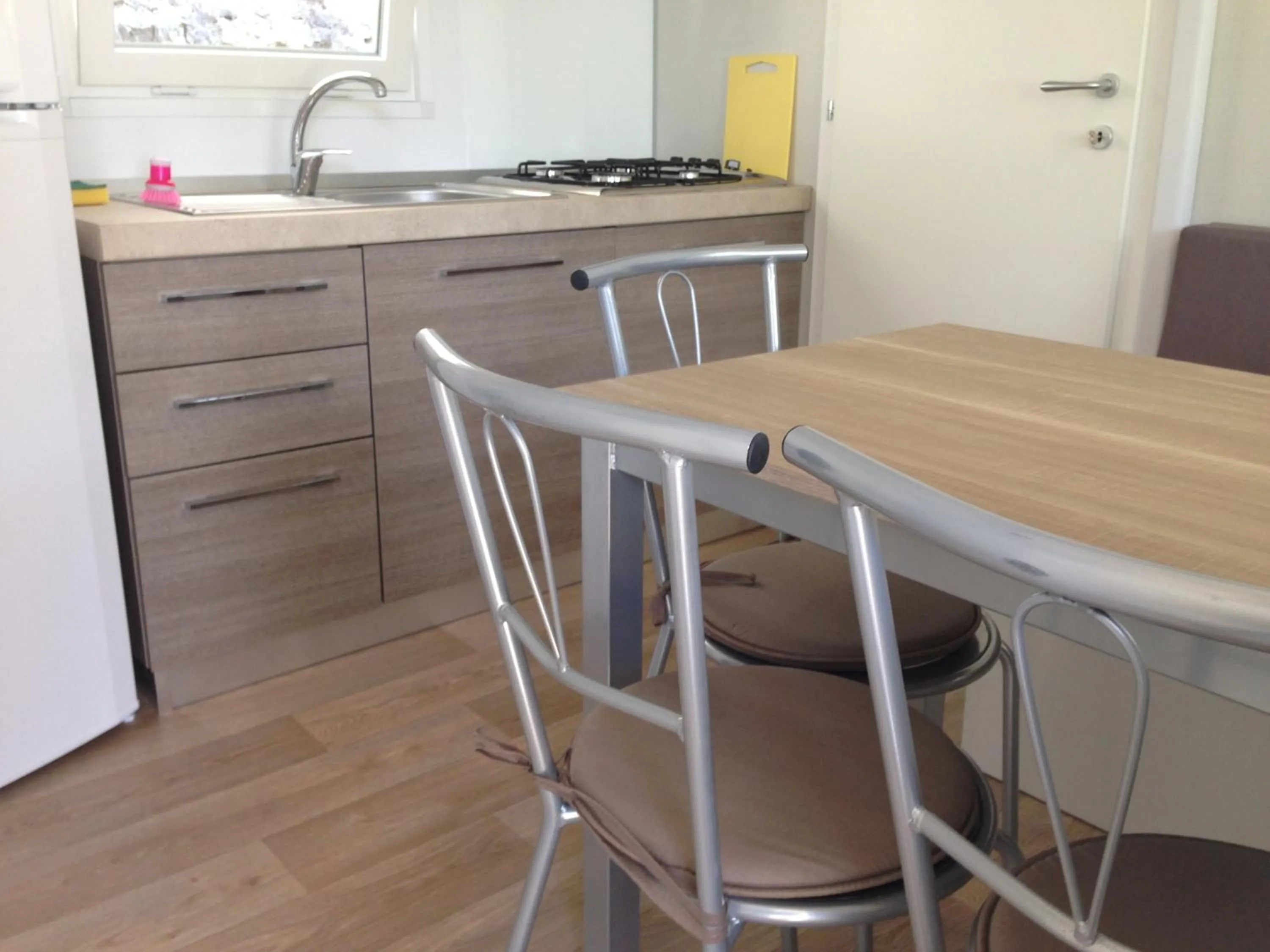 Kitchen or kitchenette in Camping Denis