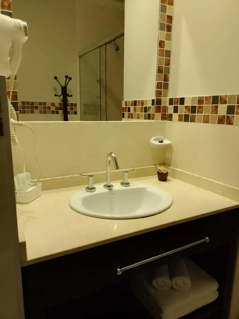 Bathroom in ARAMI HOTEL & LODGE