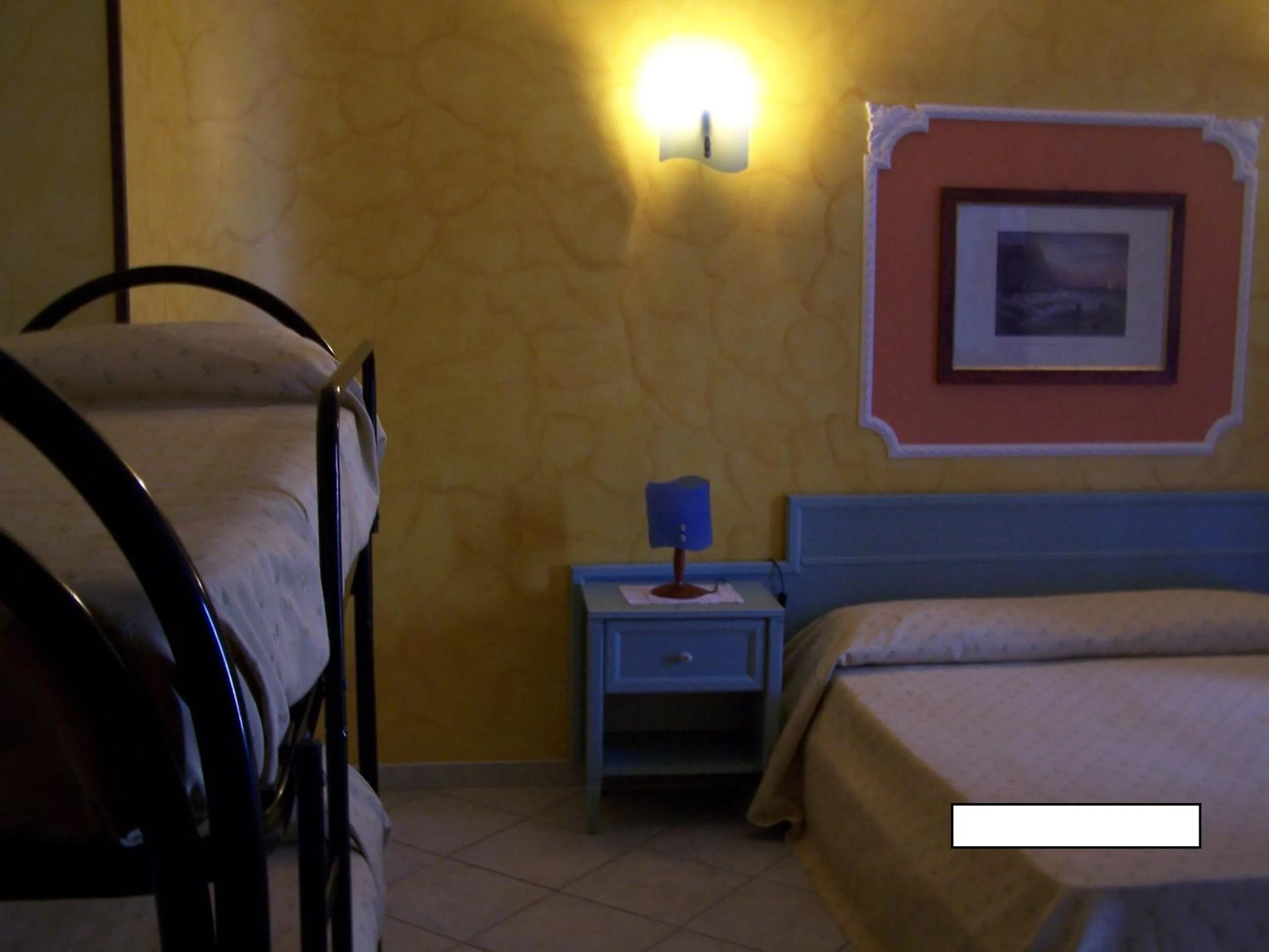 Photo of the whole room, Bed in Hotel Nautilus