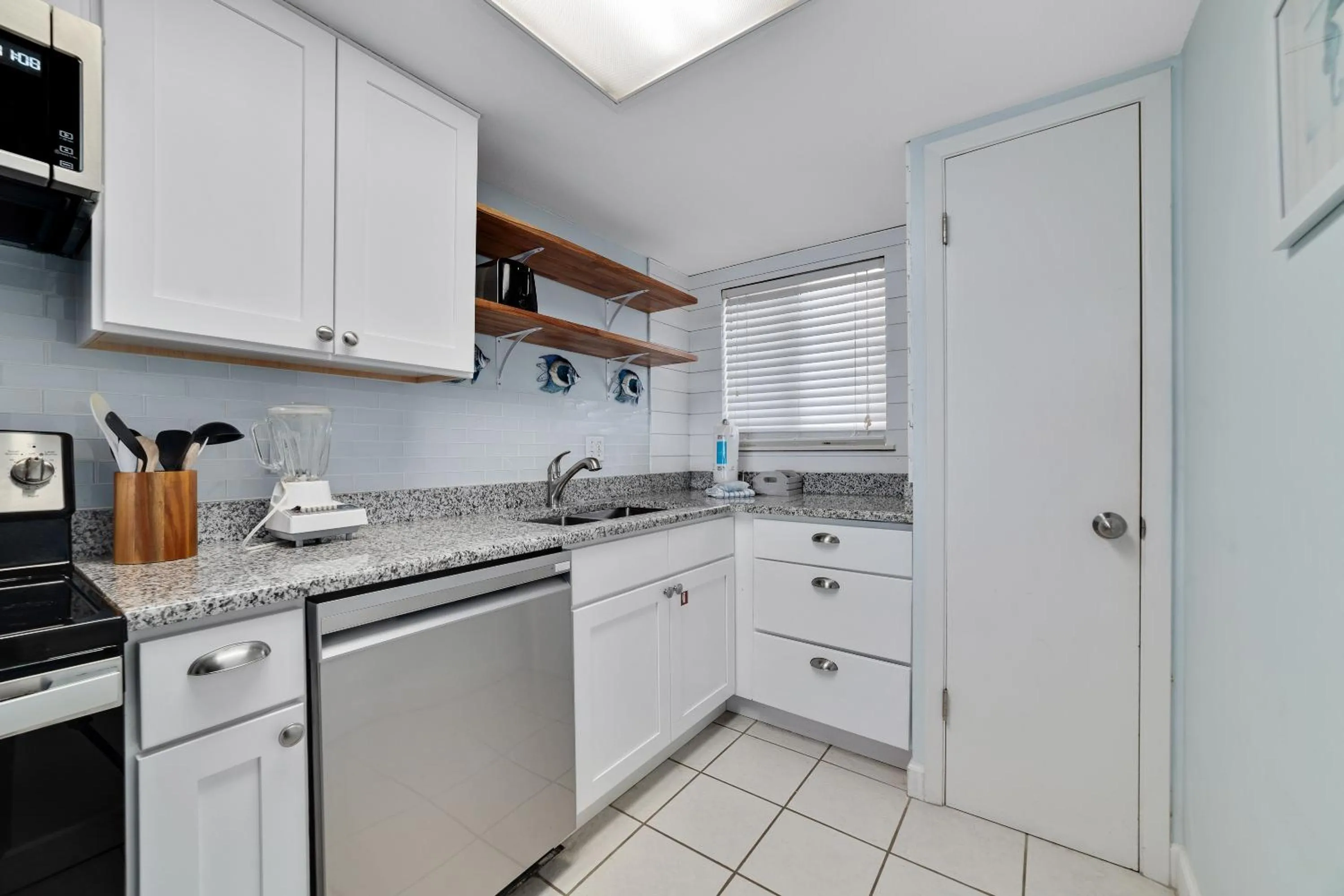 Edgewater West 94