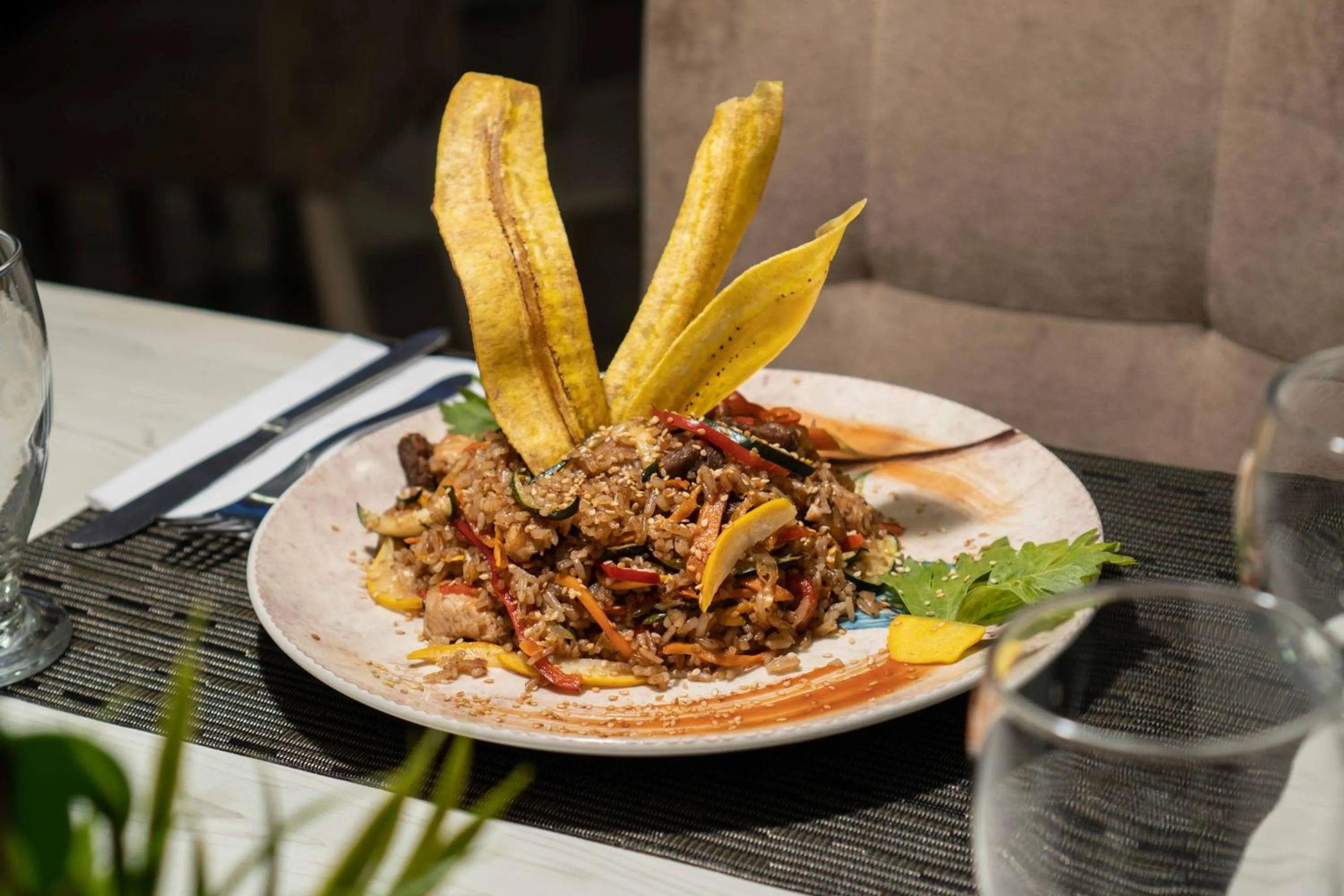 Restaurant/places to eat in Azor Hotel Cali Versalles