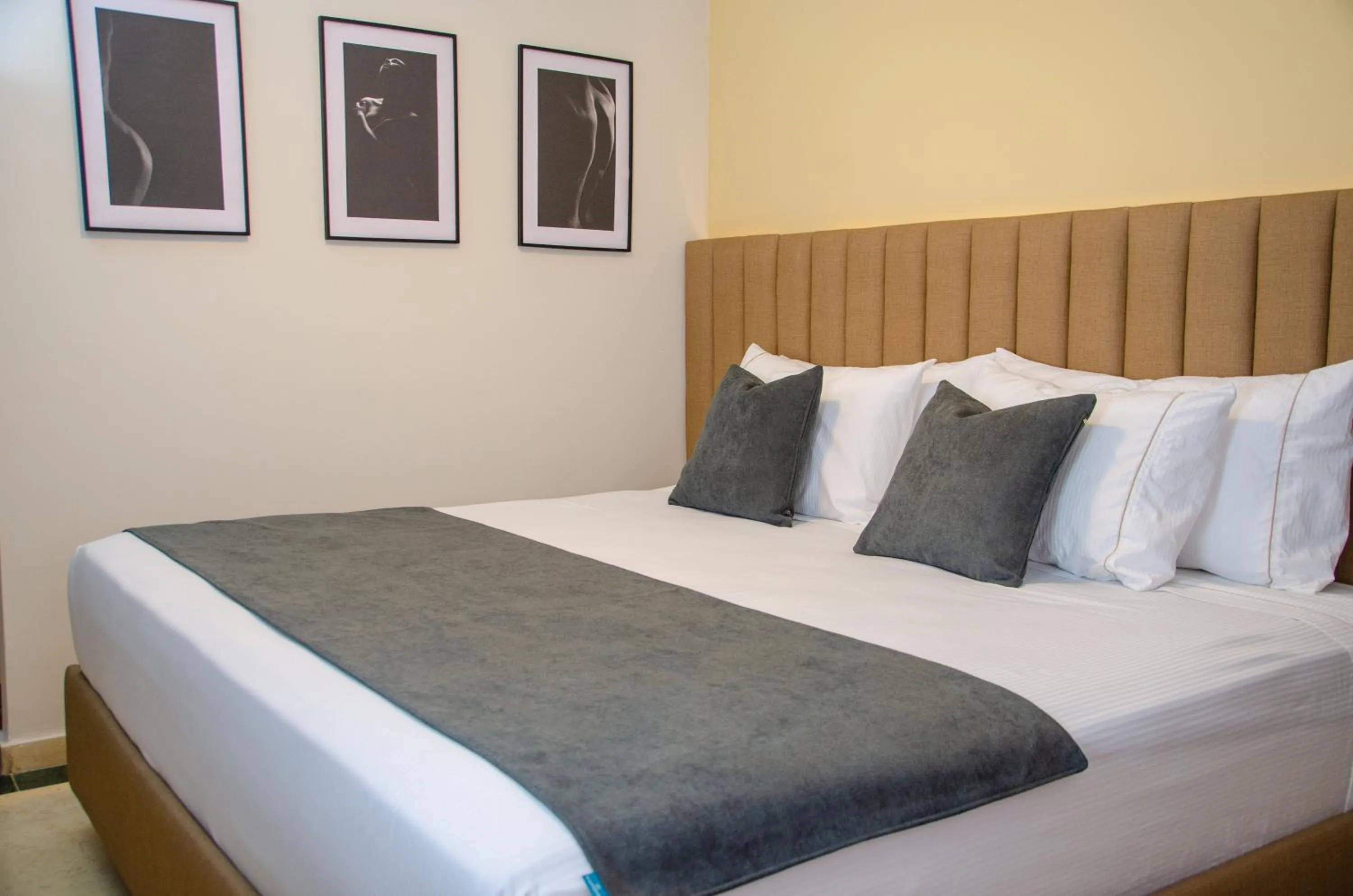 Bed in Hotel ByHours Las Américas