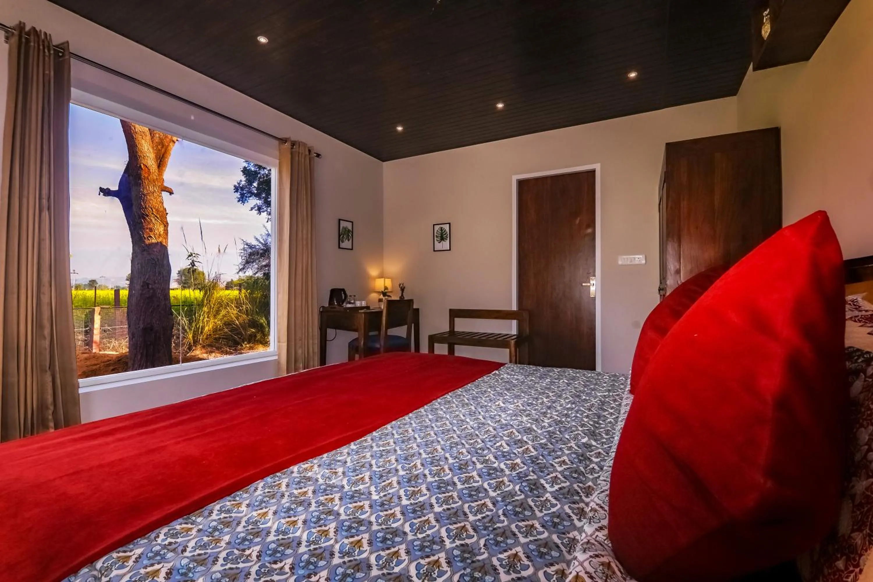 Bed in Ananyamaya nature lodge