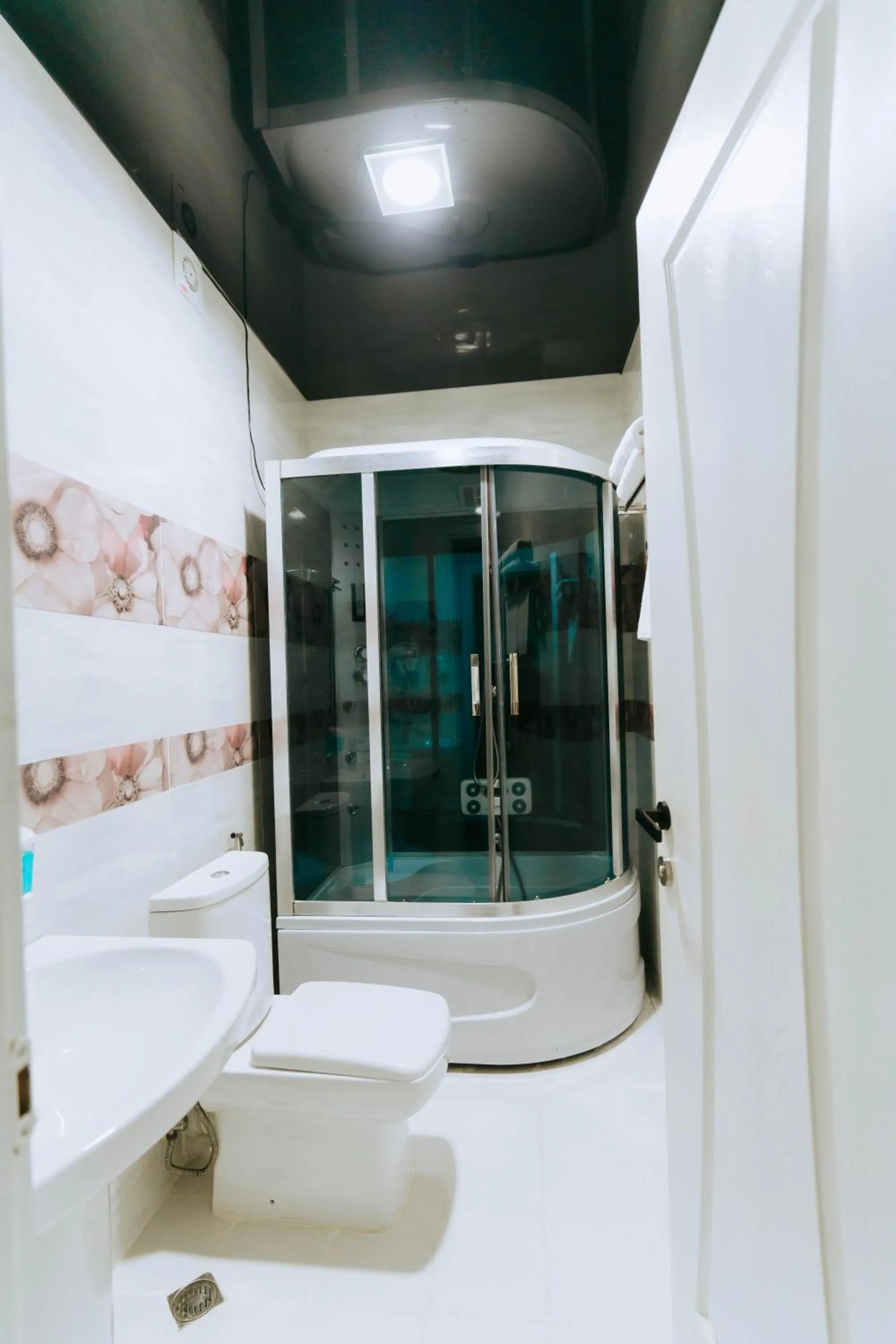 Bathroom in Hotel Old Town