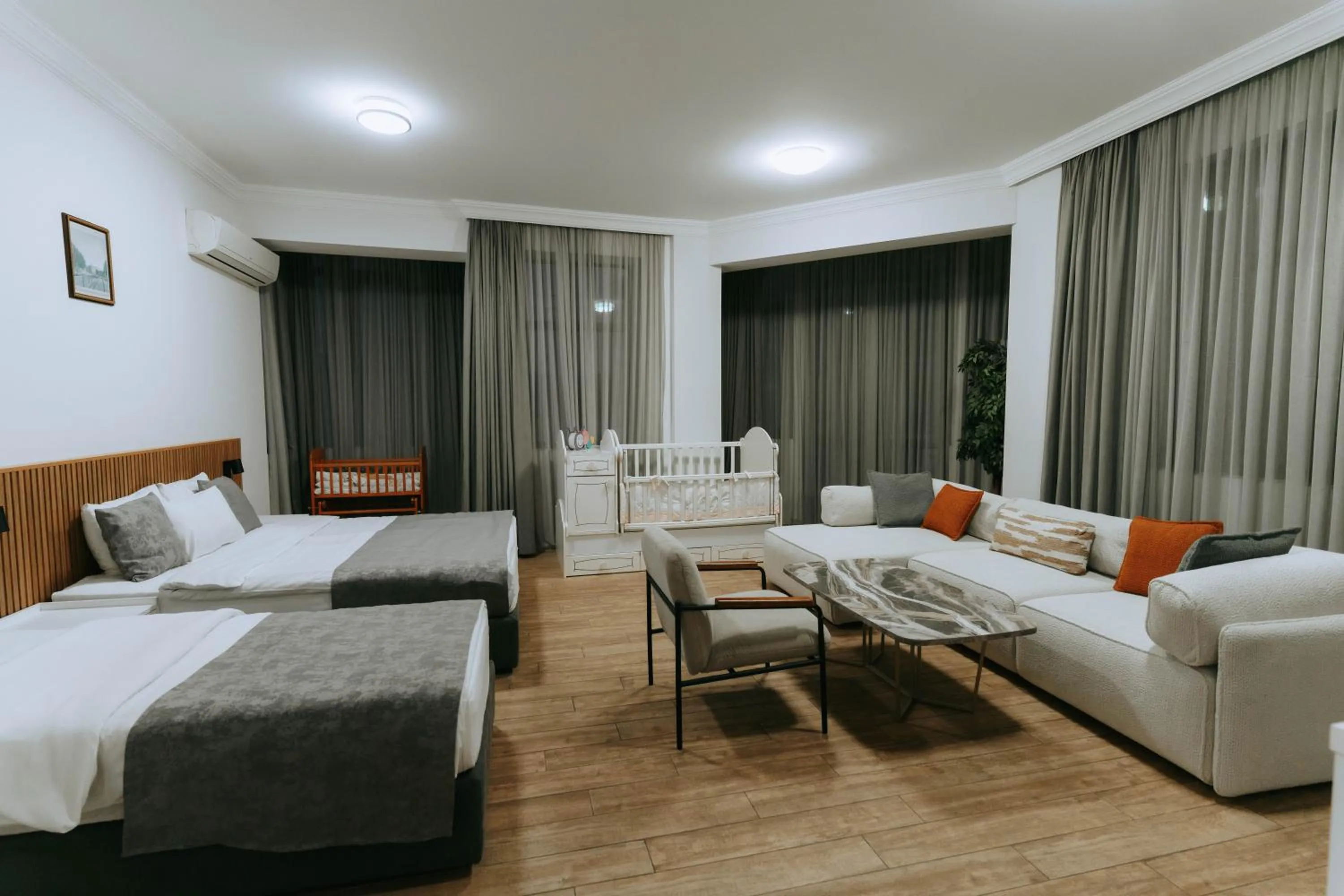 Photo of the whole room, Bed in Hotel Old Town