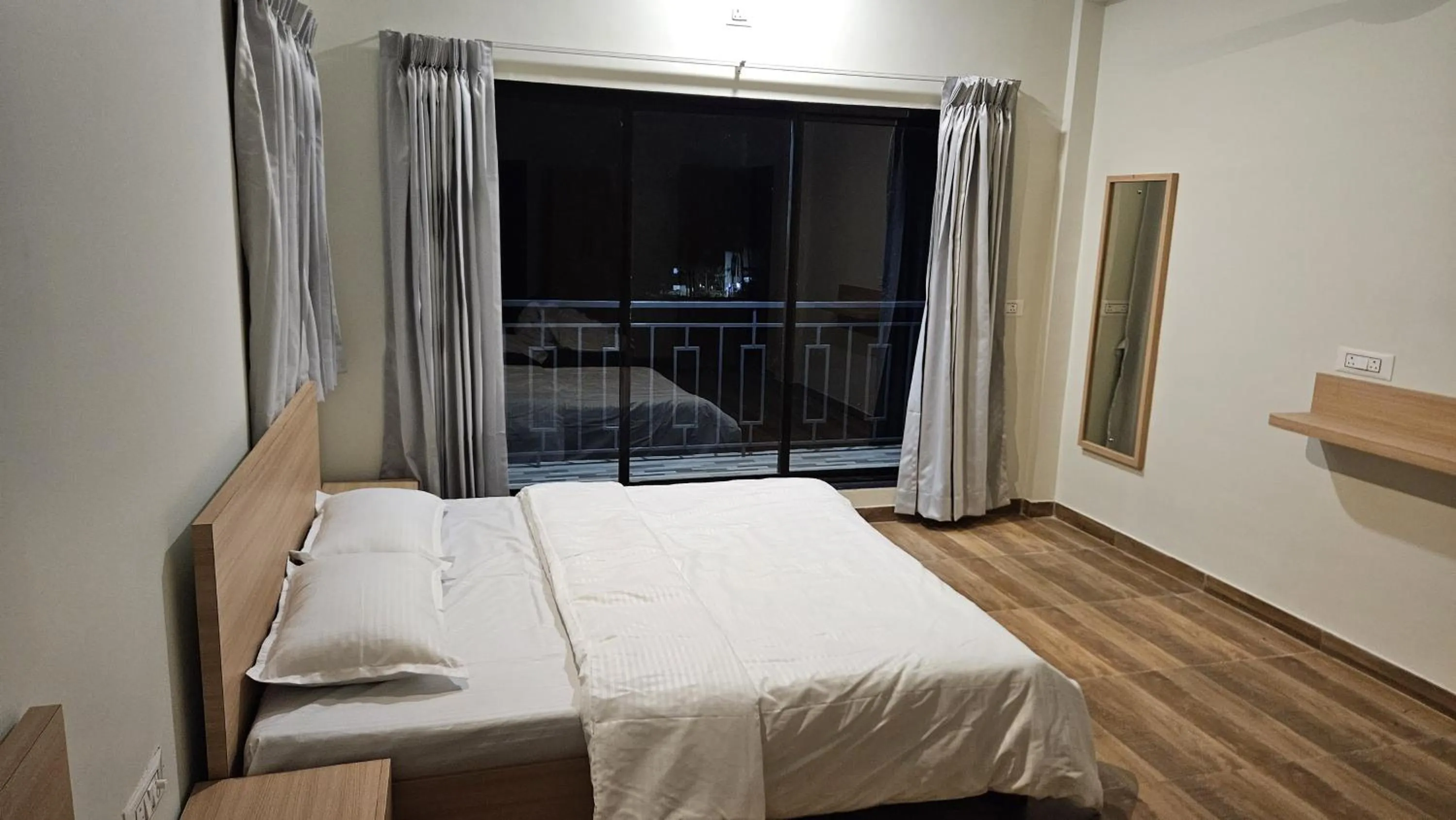 Bed in Coastal Paradise