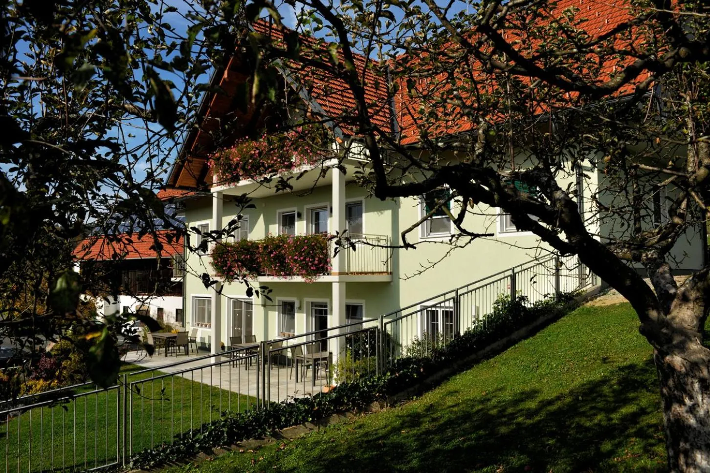 Property building in Weingut Zirngast