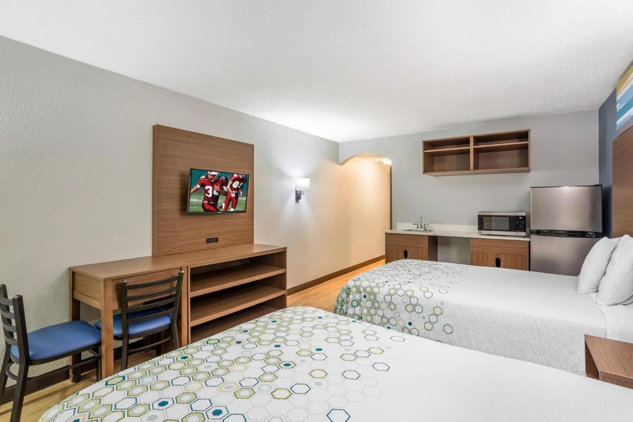 Photo of the whole room, Bed in HomeTowne Studios by Red Roof Lancaster