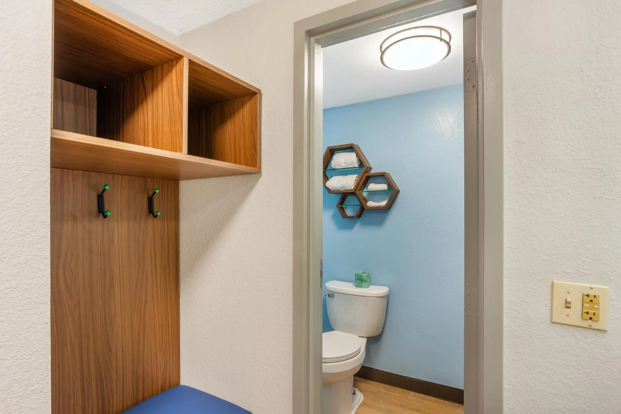 Bathroom in HomeTowne Studios by Red Roof Lancaster