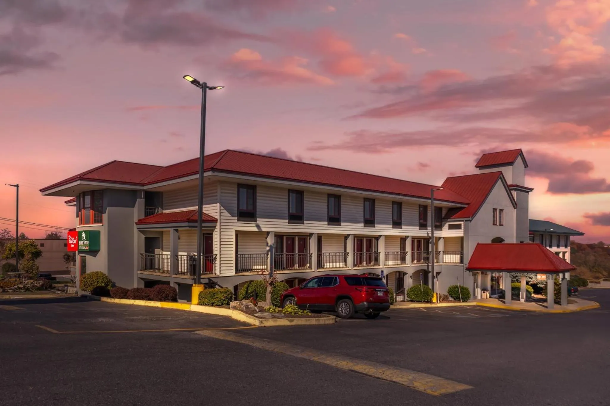 Facade/entrance in HomeTowne Studios by Red Roof Lancaster