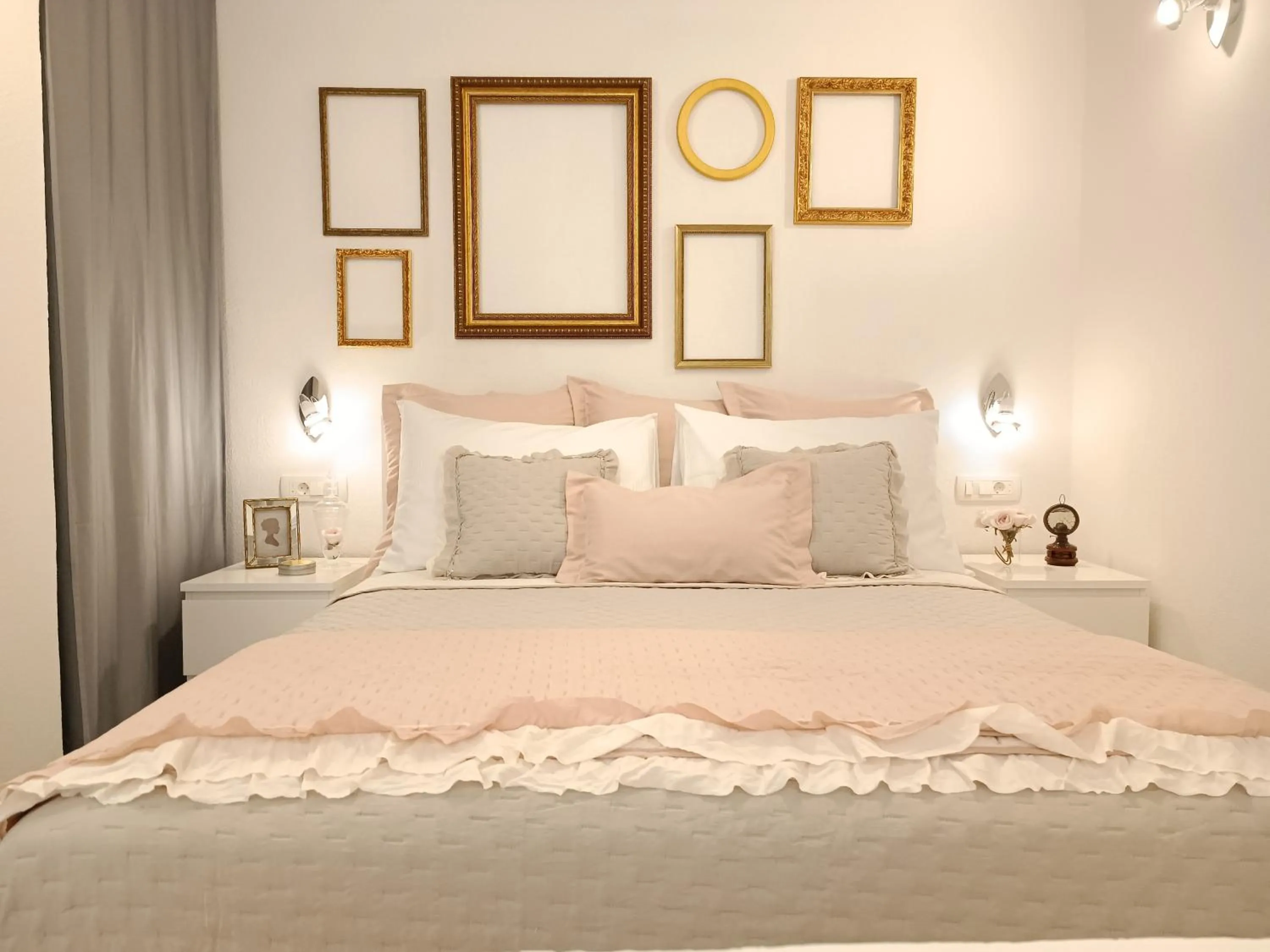 Bed in Summer Dream Studio