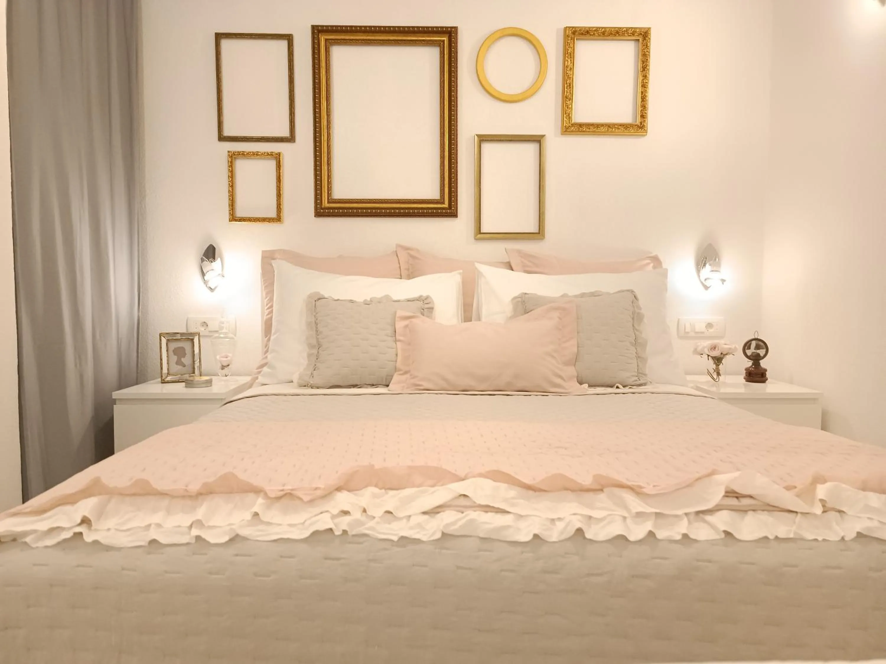 Bed in Summer Dream Studio