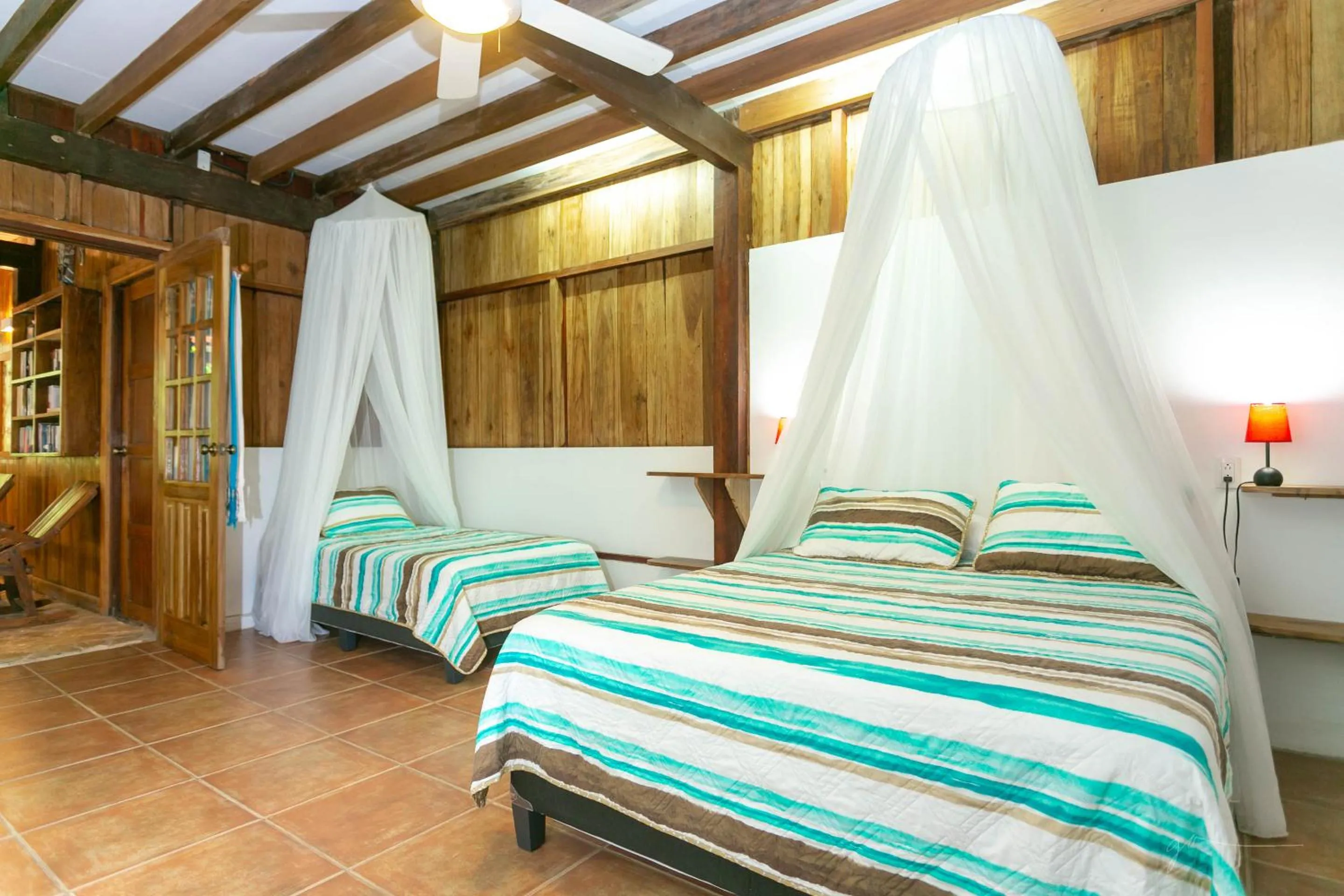 Bed in La Kukula Lodge
