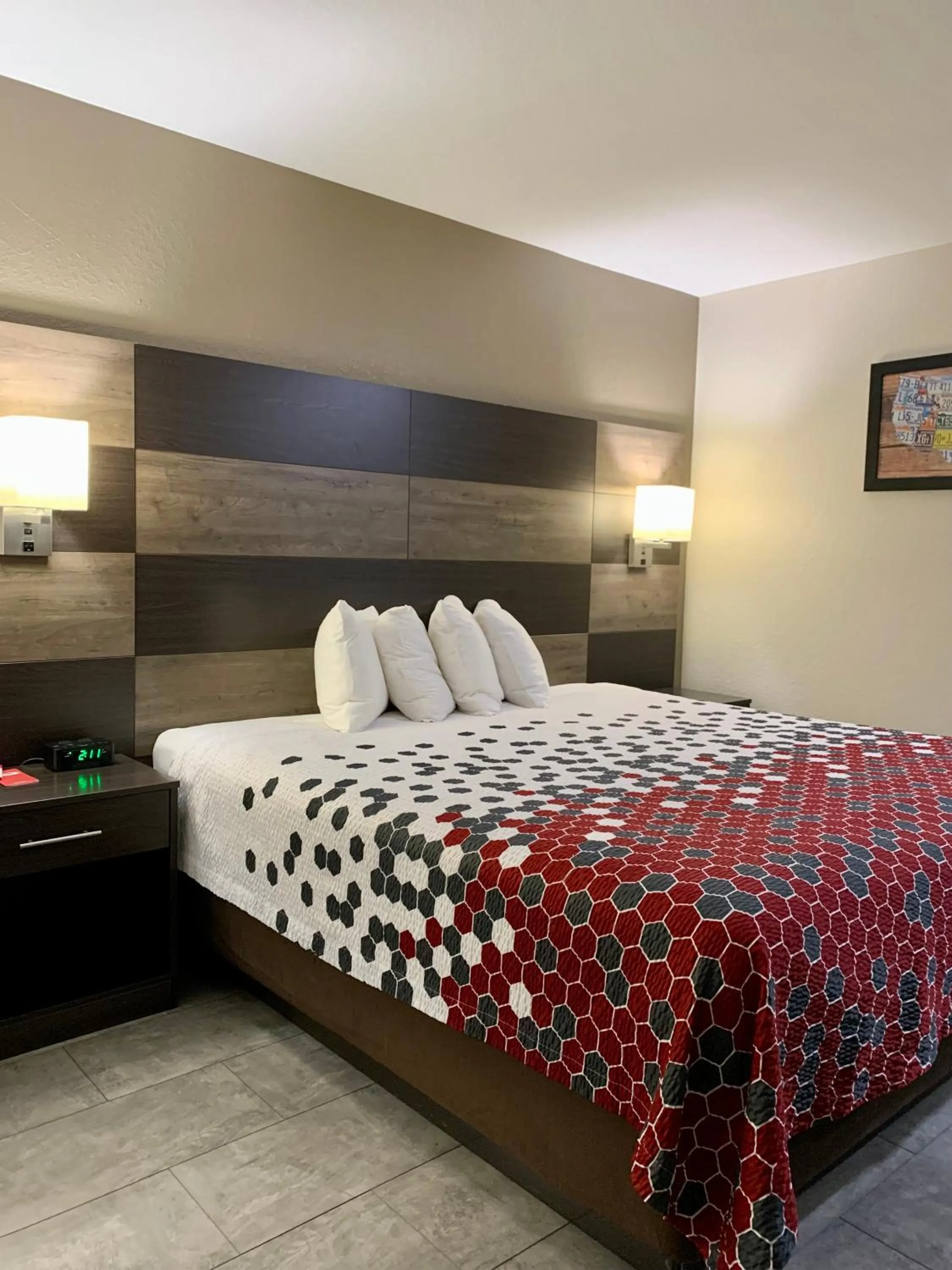 Bed in Econo Lodge Chillicothe