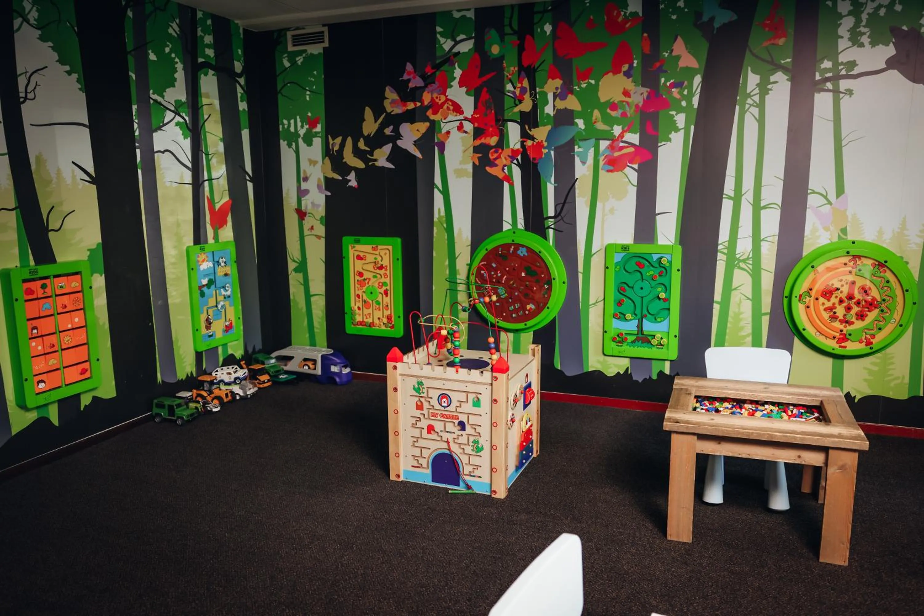 Children play ground in Hotel van der Valk Wolvega-Heerenveen