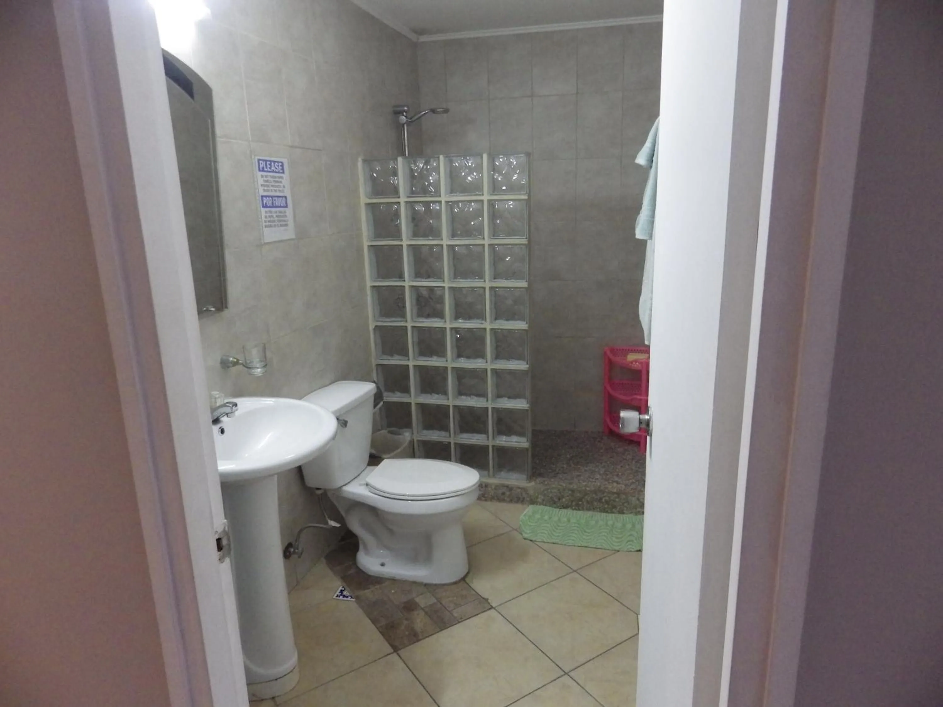 Bathroom in Aruba Cunucu Residence