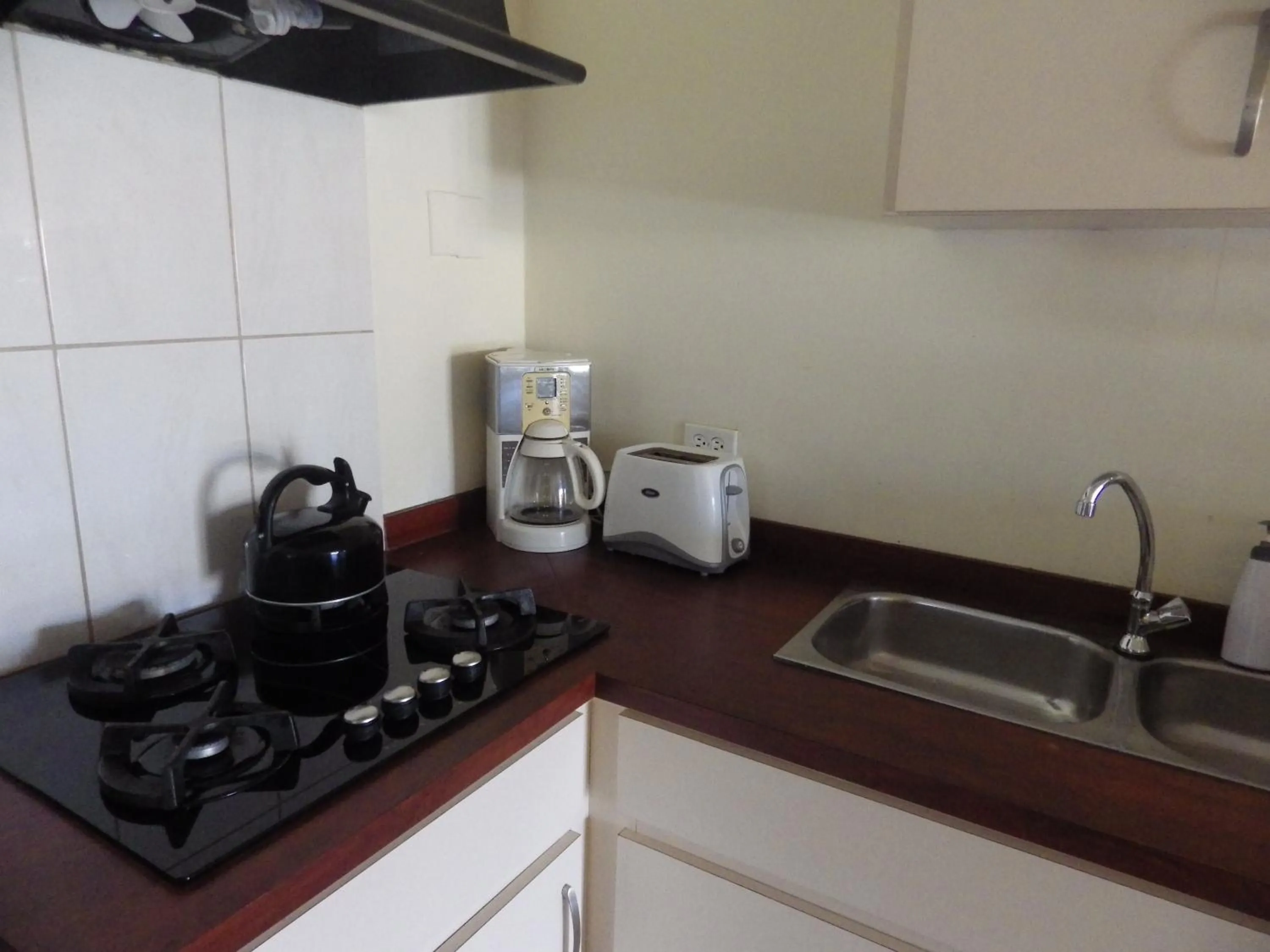 Kitchen or kitchenette in Aruba Cunucu Residence