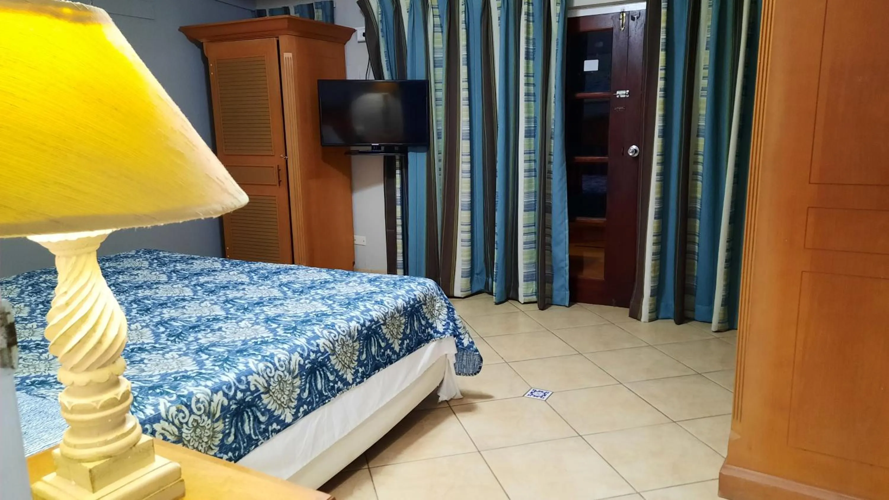 Bedroom, Bed in Aruba Cunucu Residence